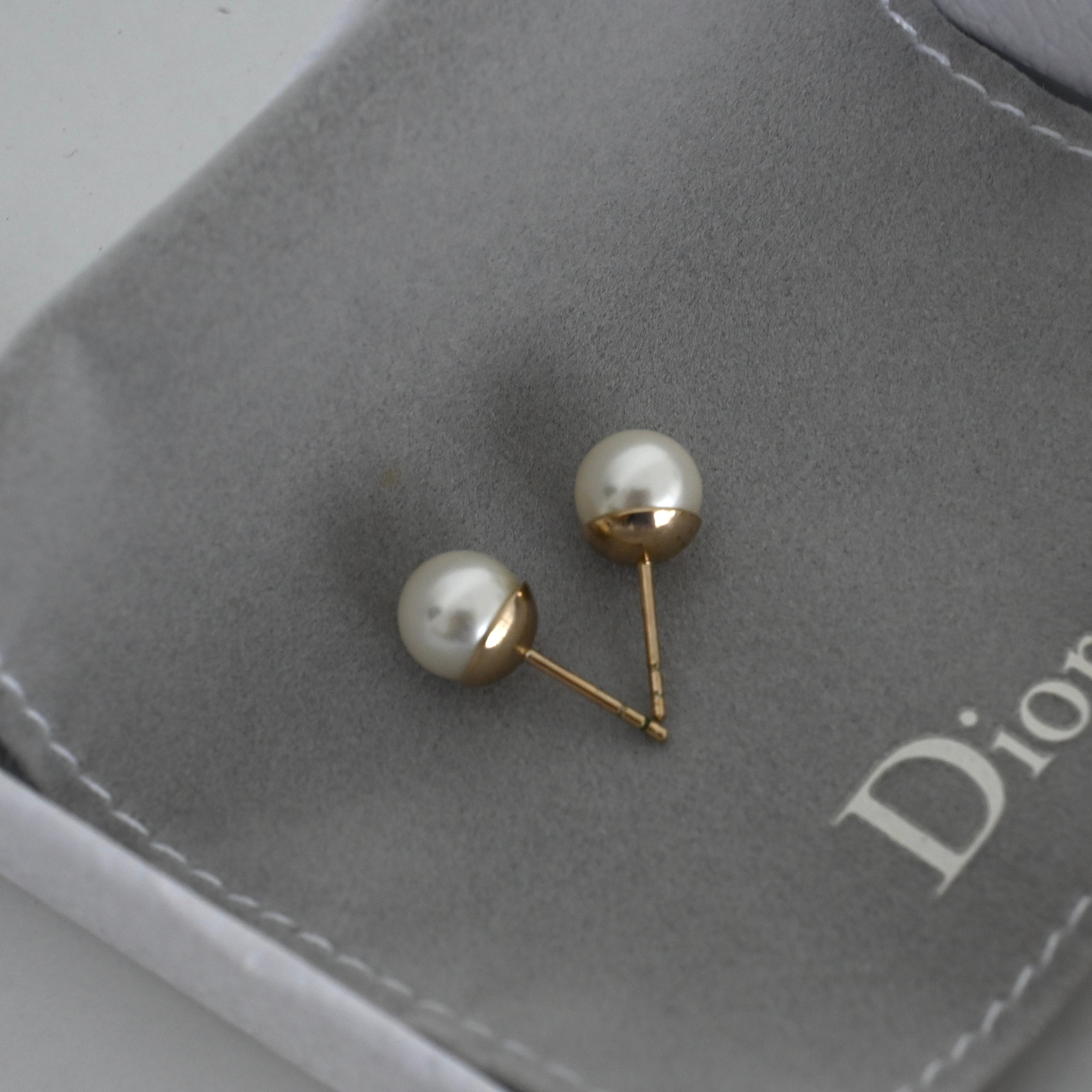 Dior Tribales Earring Pearl - Leluxe Vintage Sdn. Bhd.