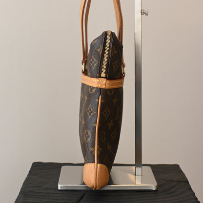 Louis Vuitton Monogram Coussin