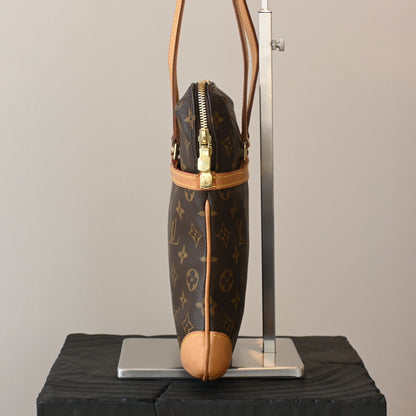 Louis Vuitton Monogram Coussin