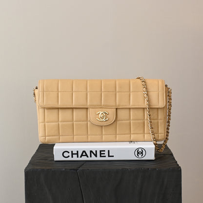 Chanel Chocolate Bar Lambskin Chain Shoulder Bag Beige GHW