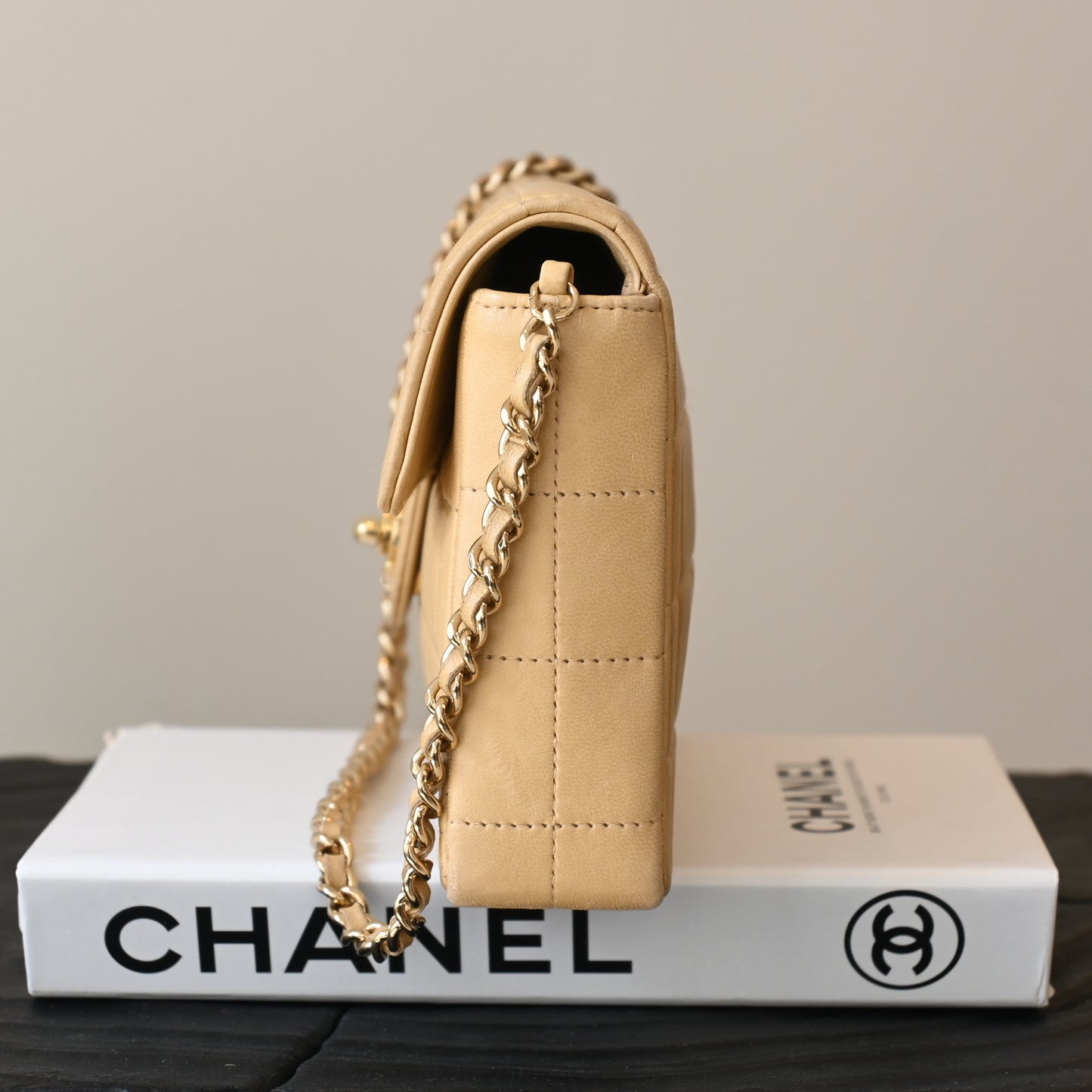 Chanel Chocolate Bar Lambskin Chain Shoulder Bag Beige GHW