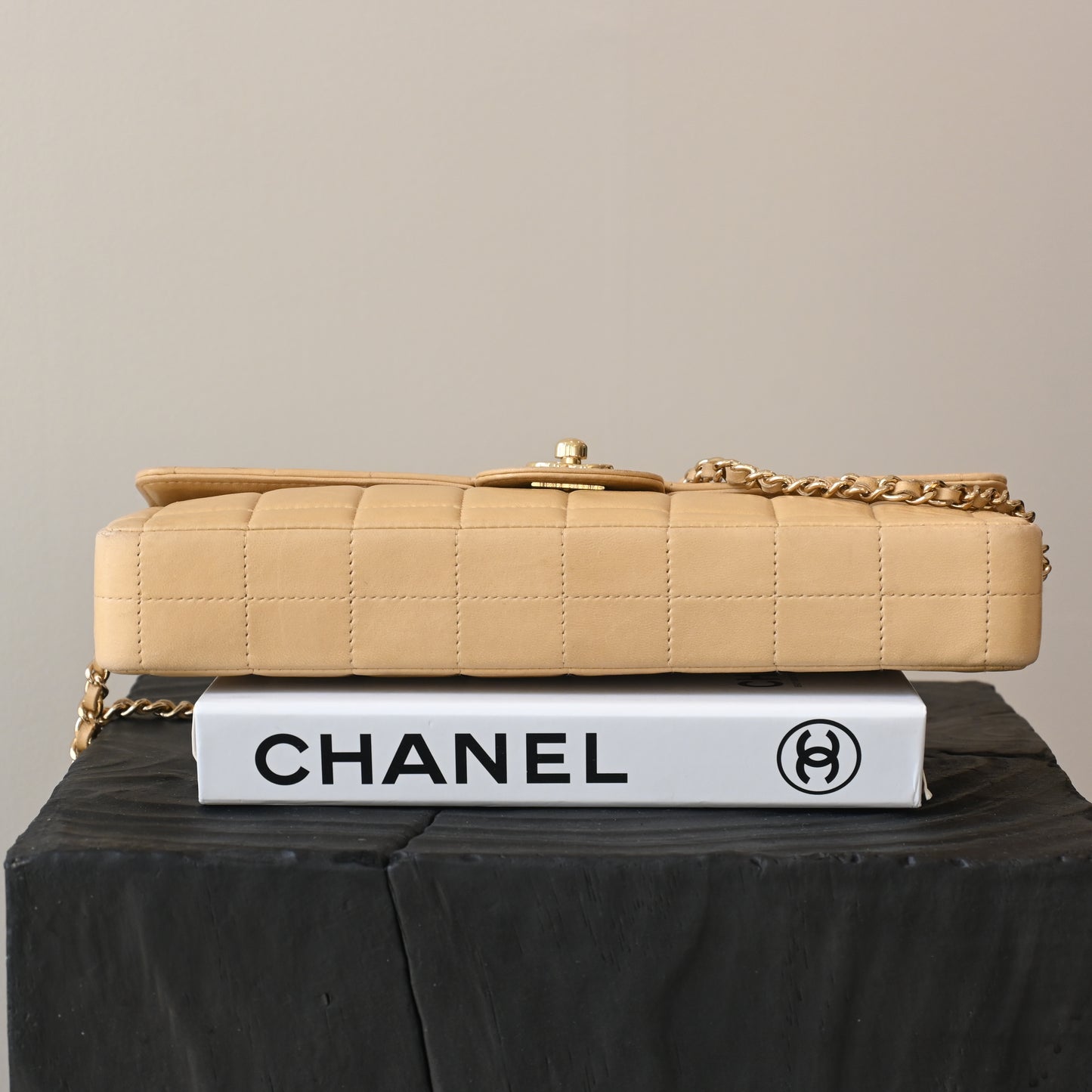 Chanel Chocolate Bar Lambskin Chain Shoulder Bag Beige GHW