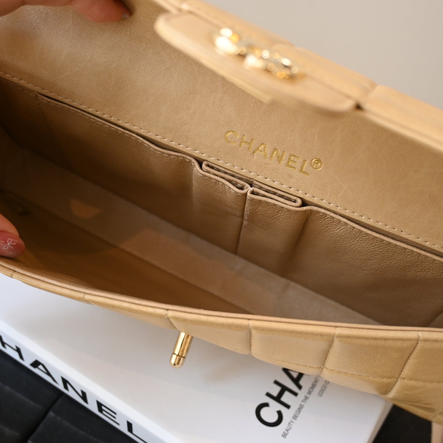 Chanel Chocolate Bar Lambskin Chain Shoulder Bag Beige GHW