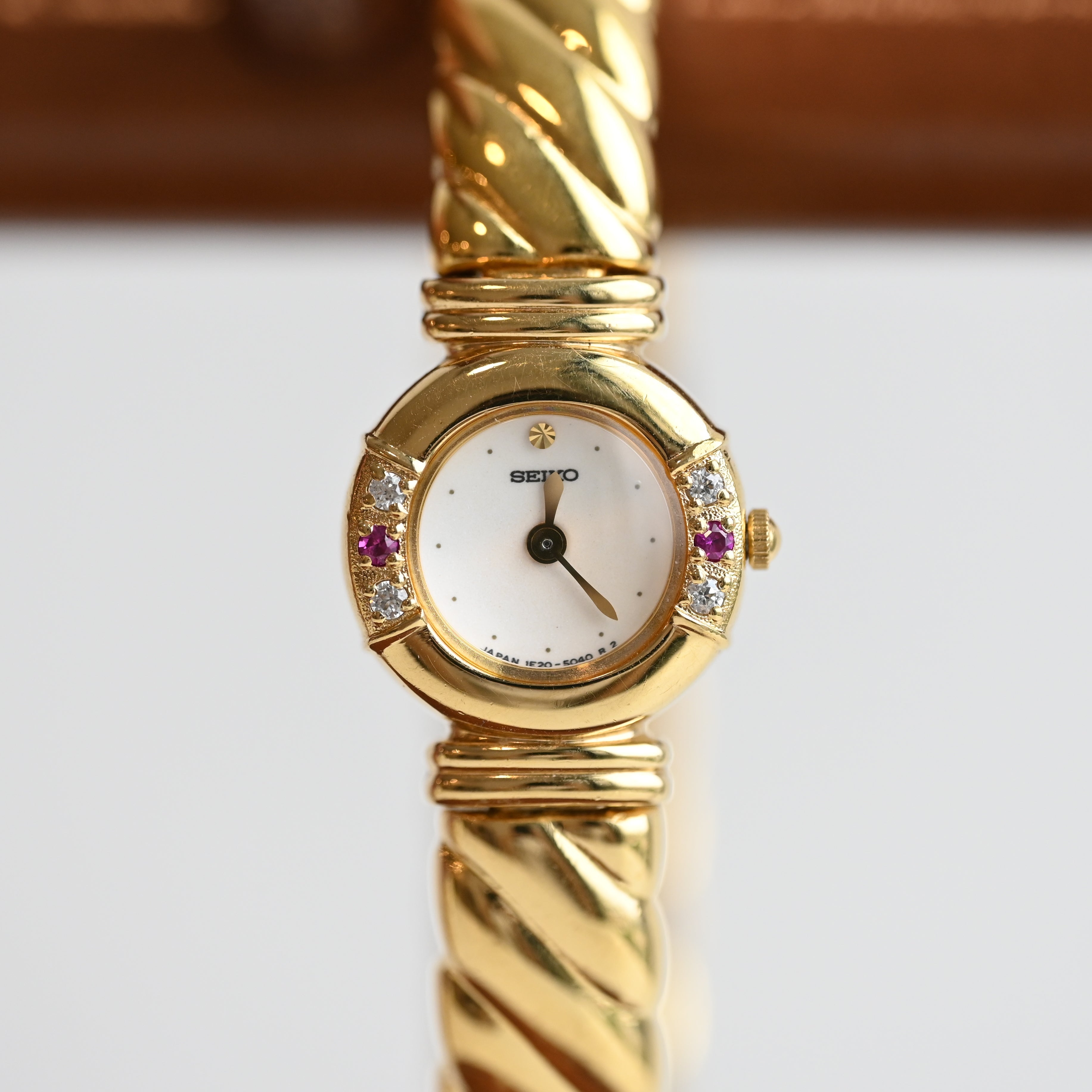 Seiko 1E20-2020 Bangle Watch