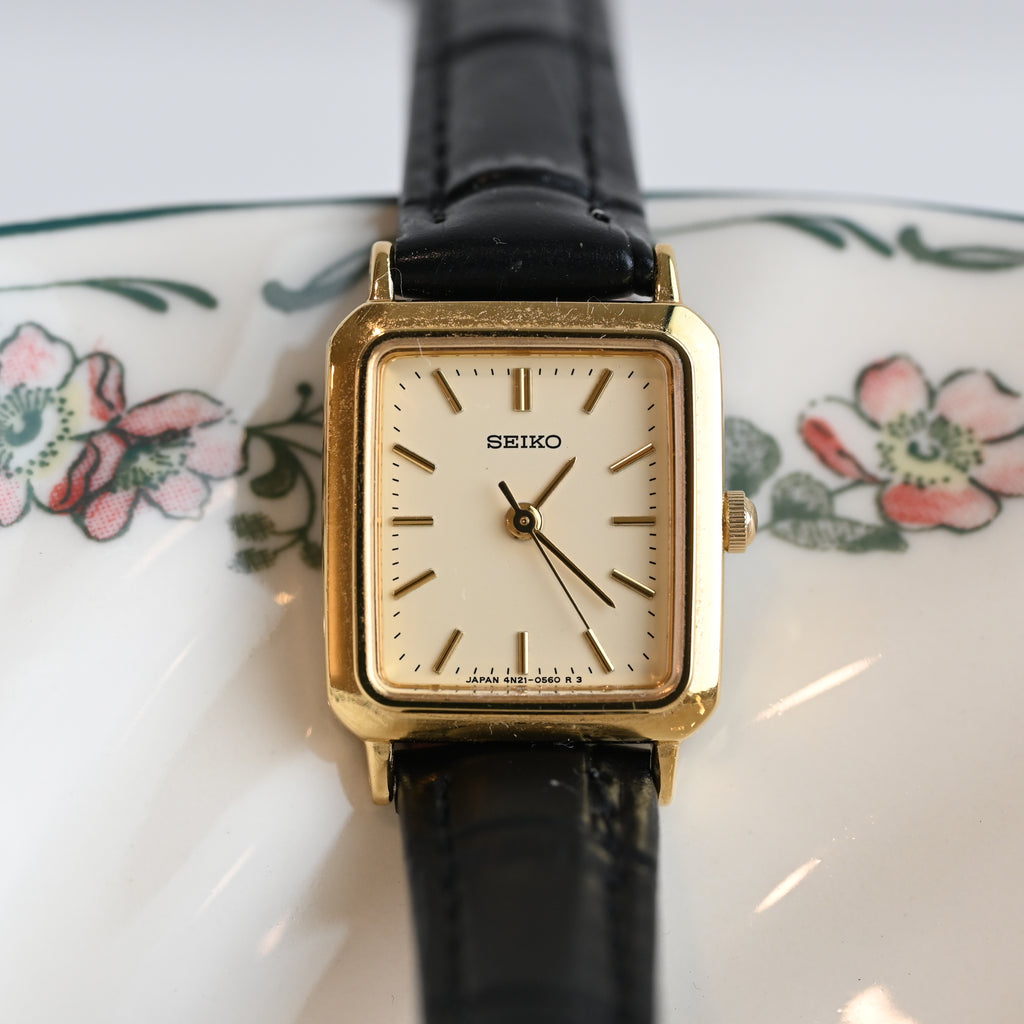 Seiko Quartz Tank Watch 4N21-5120