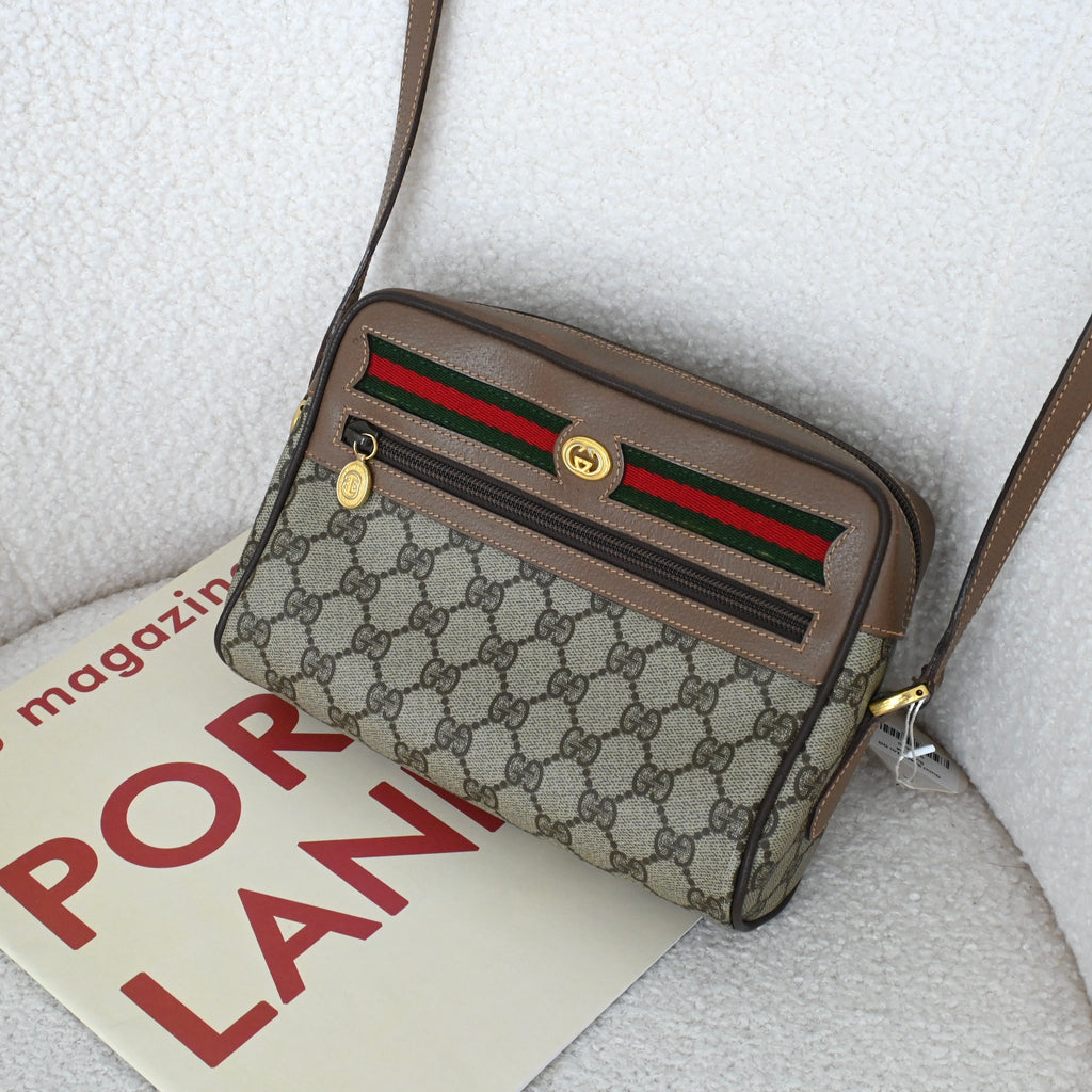 Gucci Sherry Line GG Supreme - Leluxe Vintage Sdn. Bhd.