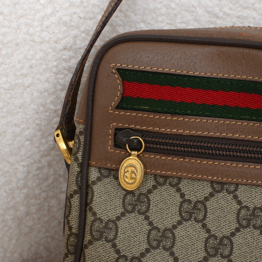 Gucci Sherry Line GG Supreme - Leluxe Vintage Sdn. Bhd.