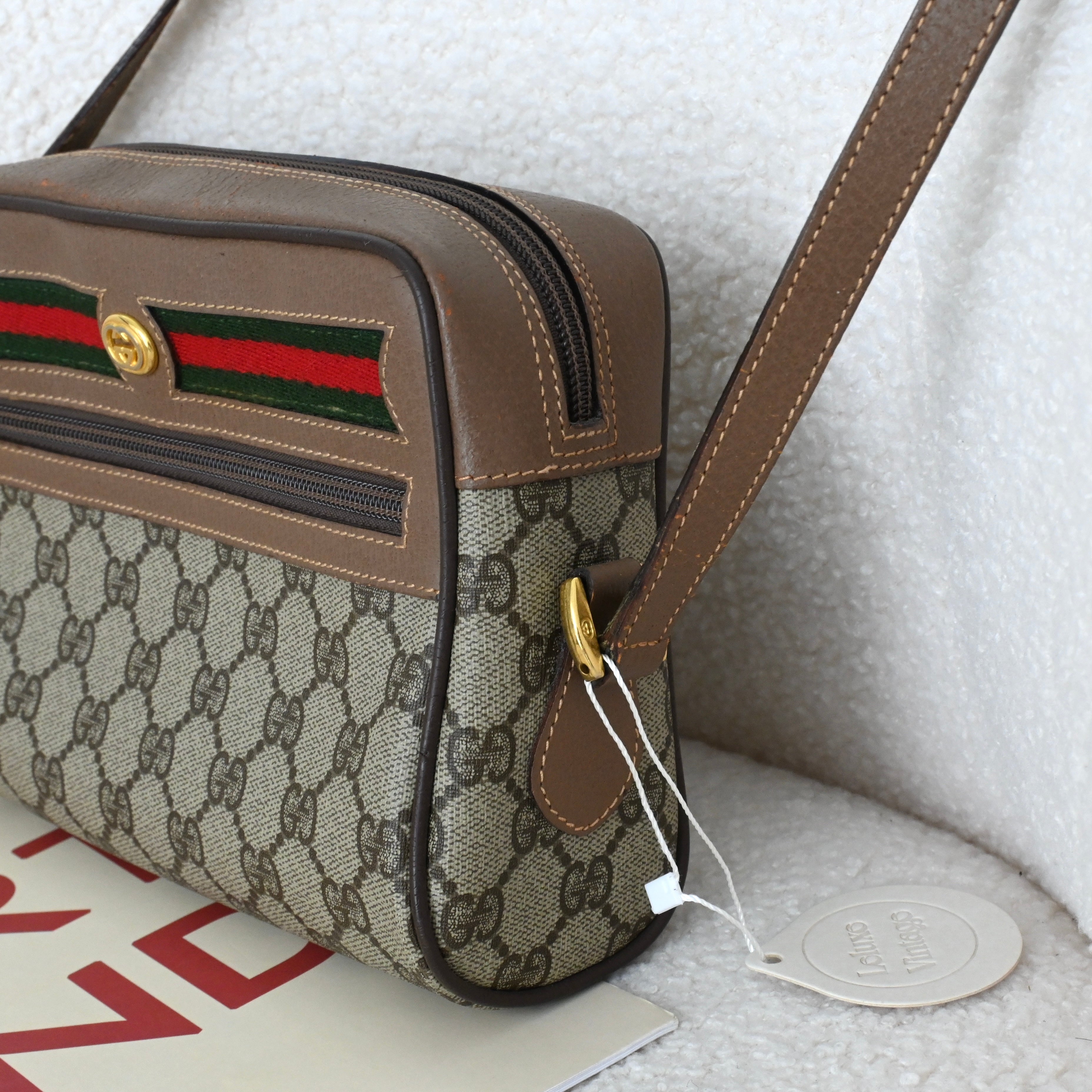 Gucci Sherry Line GG Supreme - Leluxe Vintage Sdn. Bhd.