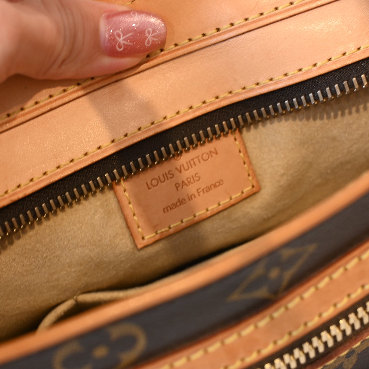 Louis Vuitton Monogram Hudson GM