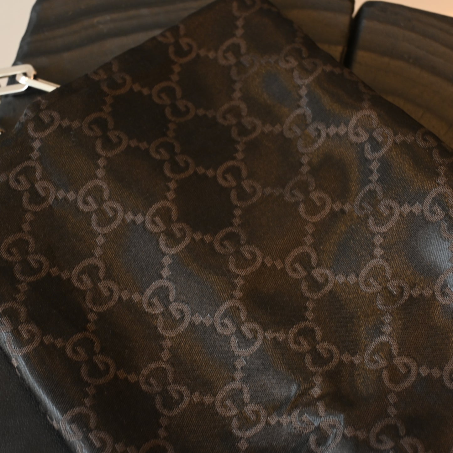 Gucci Leather Chain Shoulder Bag