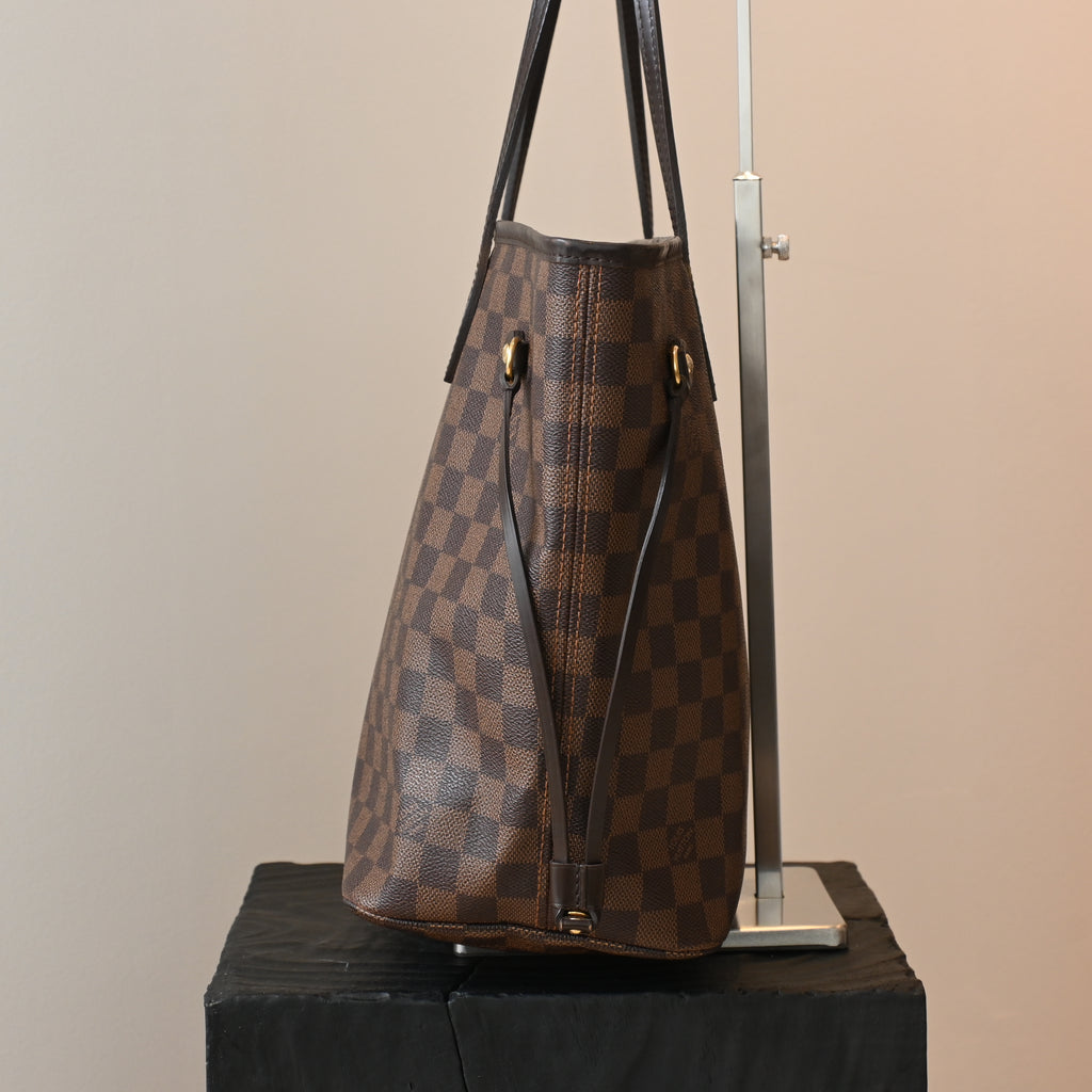 Louis Vuitton Neverfull MM Tote in Damier - Leluxe Vintage Sdn. Bhd.