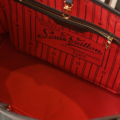 Louis Vuitton Neverfull MM Tote in Damier