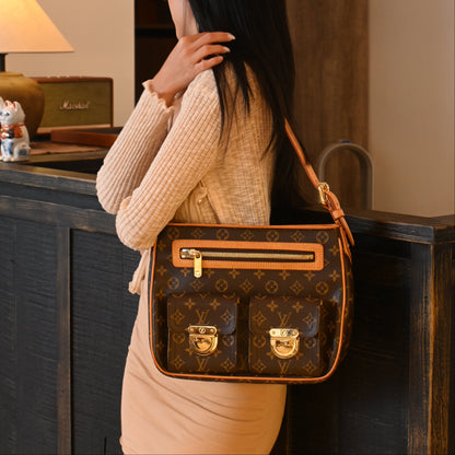 Louis Vuitton Monogram Hudson GM