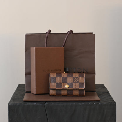 Louis Vuitton Key Holder in Damier