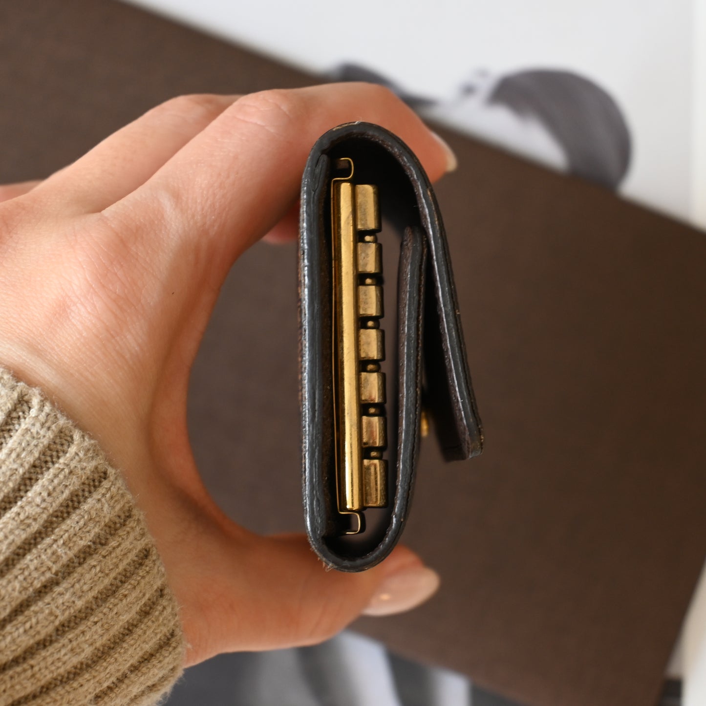 Louis Vuitton Key Holder in Damier