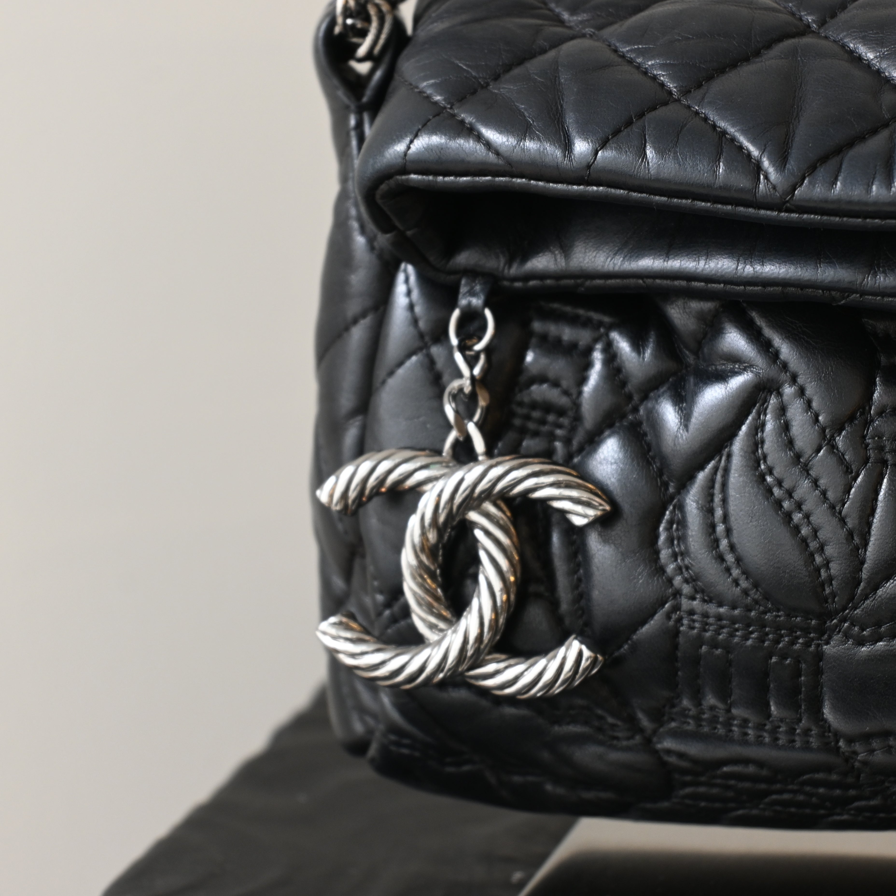 Chanel Paris Moscow Medium Noir Bag - Leluxe Vintage Sdn. Bhd.
