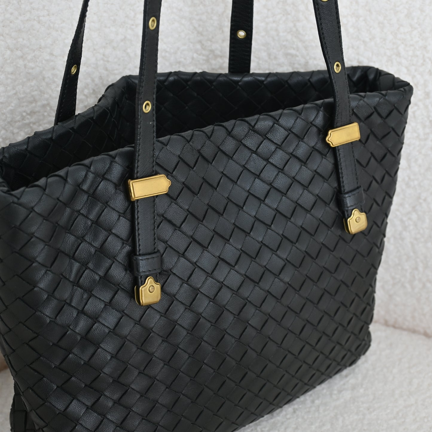 Bottega Veneta Intrecciato Shoulder Bag Black