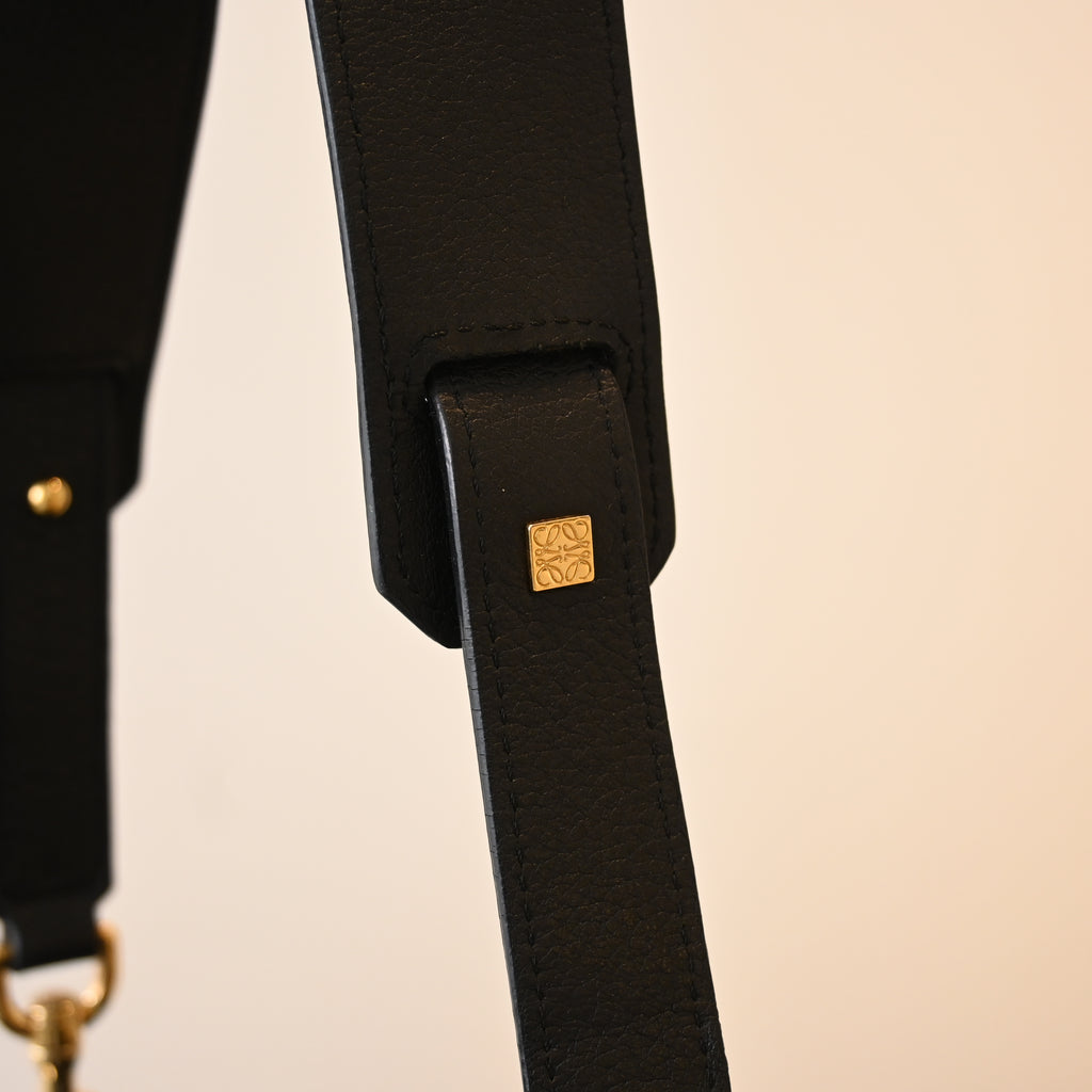 Loewe Amazona 75 Bag