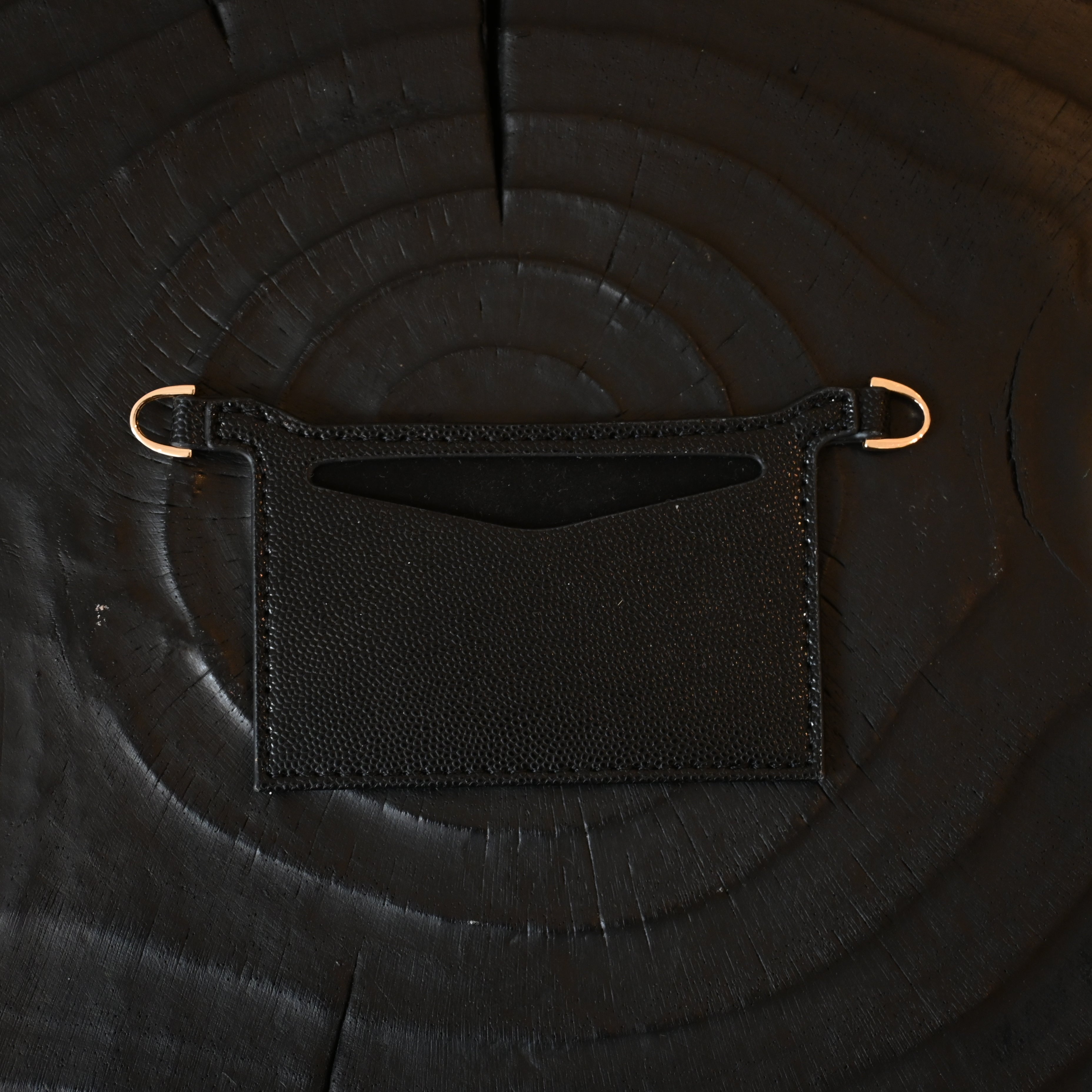 Card Slot for Cardholder On Chain