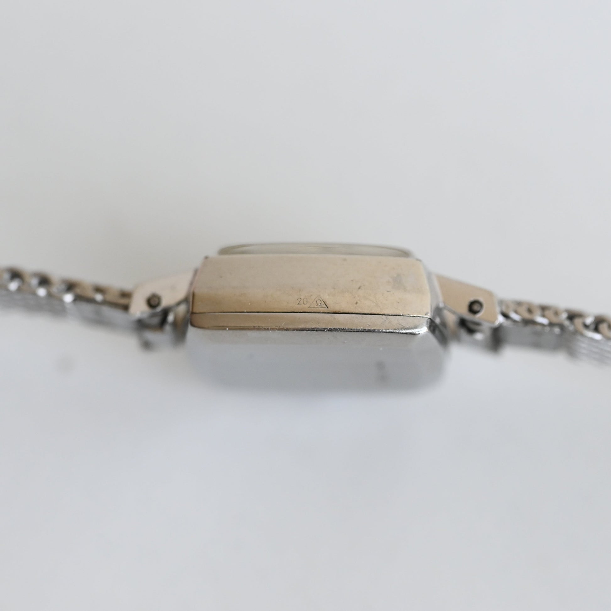 Omega Silver Geneve Watch ref. 511.307 - Leluxe Vintage Sdn. Bhd.