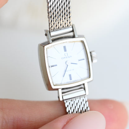 Omega Silver Geneve Watch ref. 511.307 - Leluxe Vintage Sdn. Bhd.