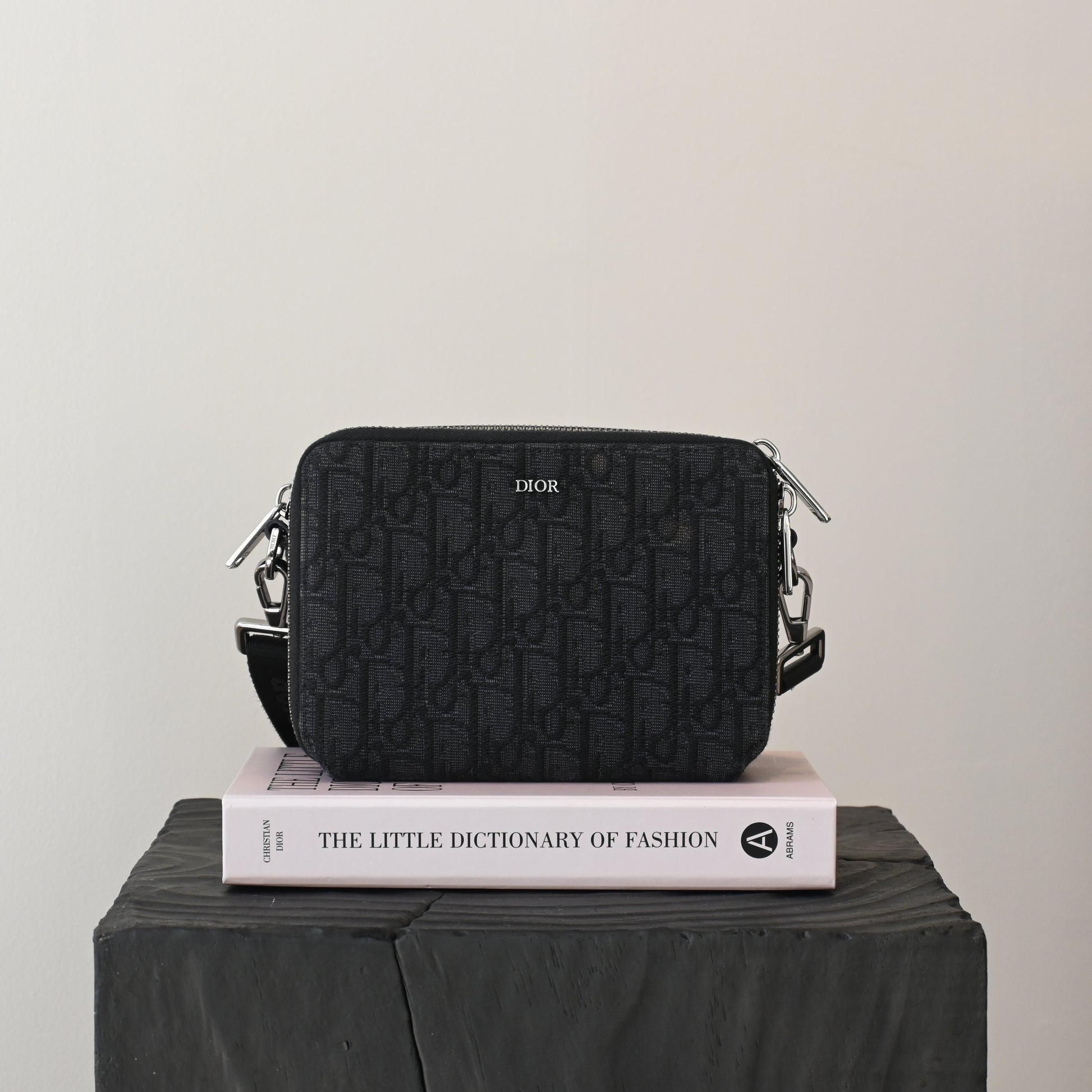 Dior Zipped Pouch - Leluxe Vintage Sdn. Bhd.