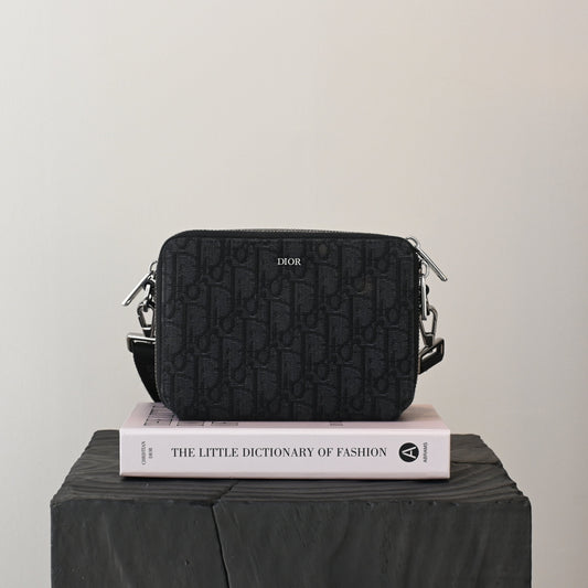 Dior Zipped Pouch