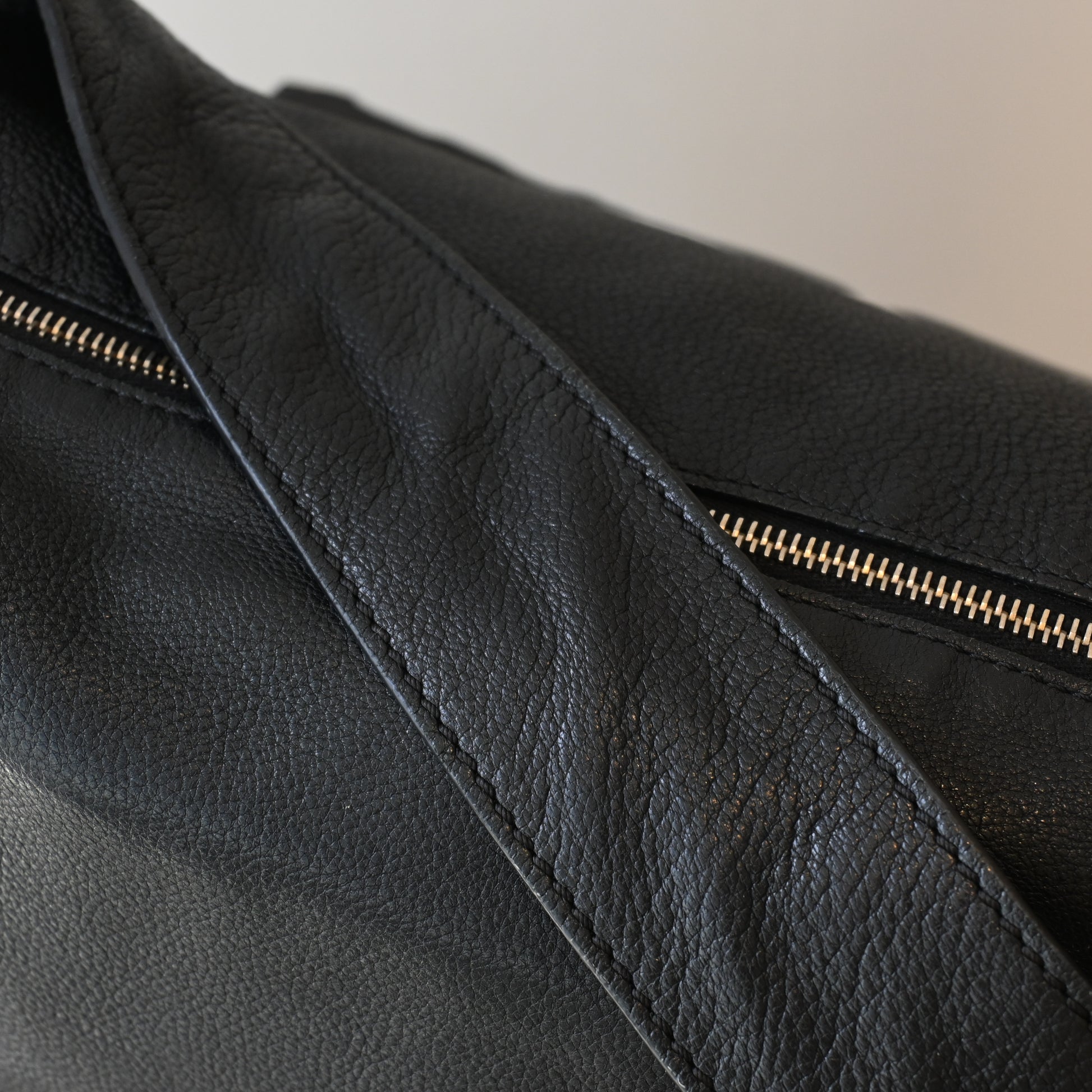 Chanel CC Hobo Black Grained Calfskin - Leluxe Vintage Sdn. Bhd.