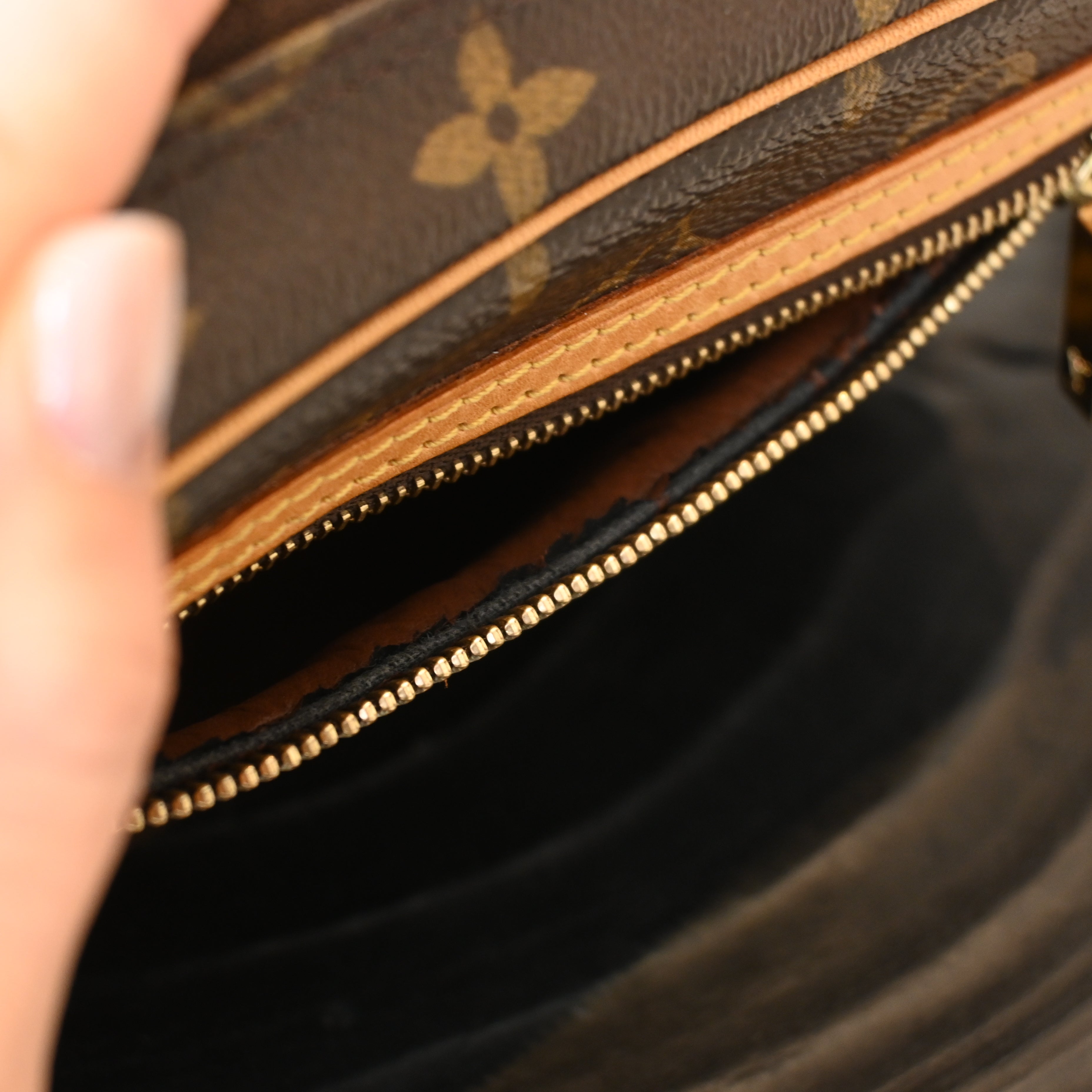 Louis Vuitton Cite PM
