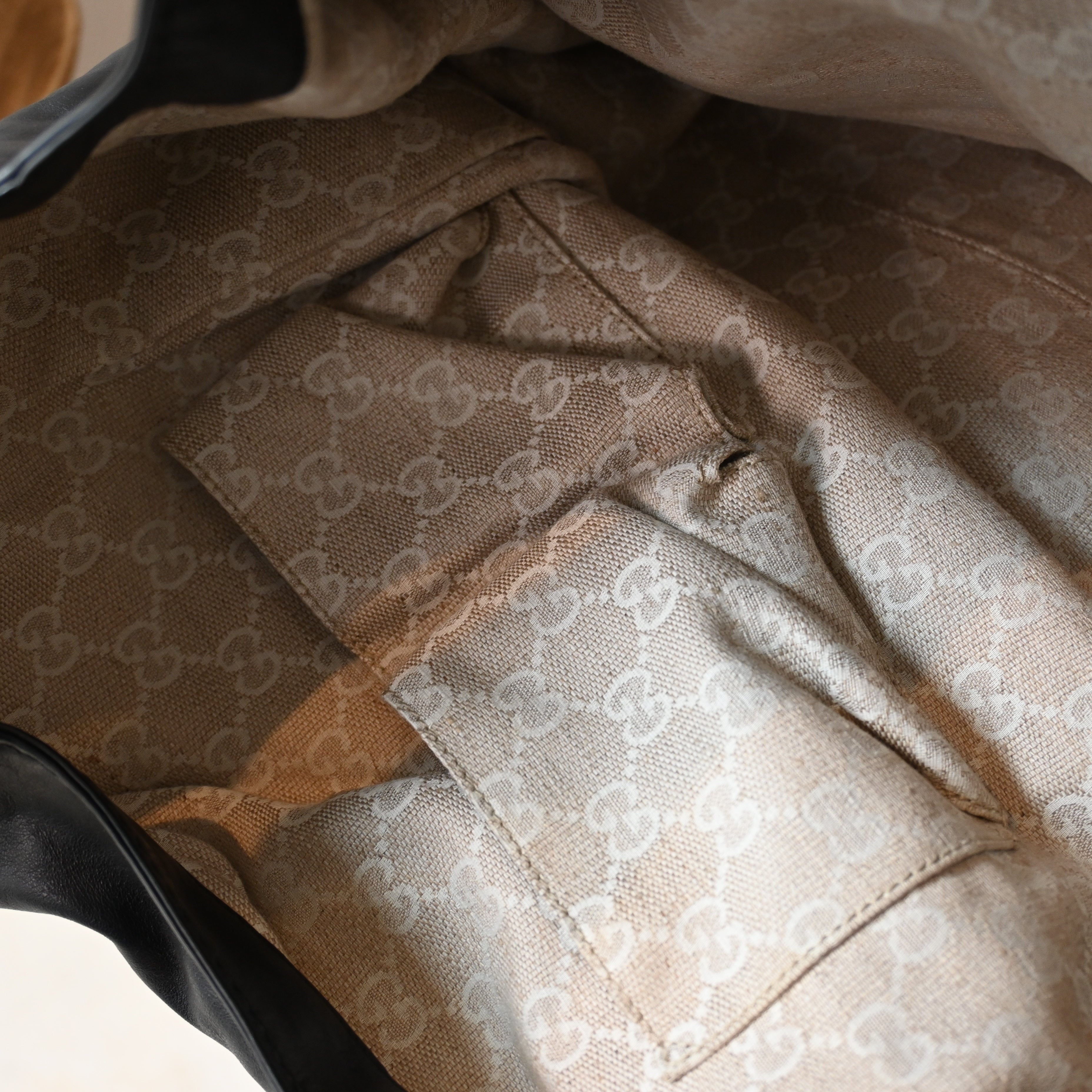 Gucci Soft Stirrup Calfskin Hobo Bag