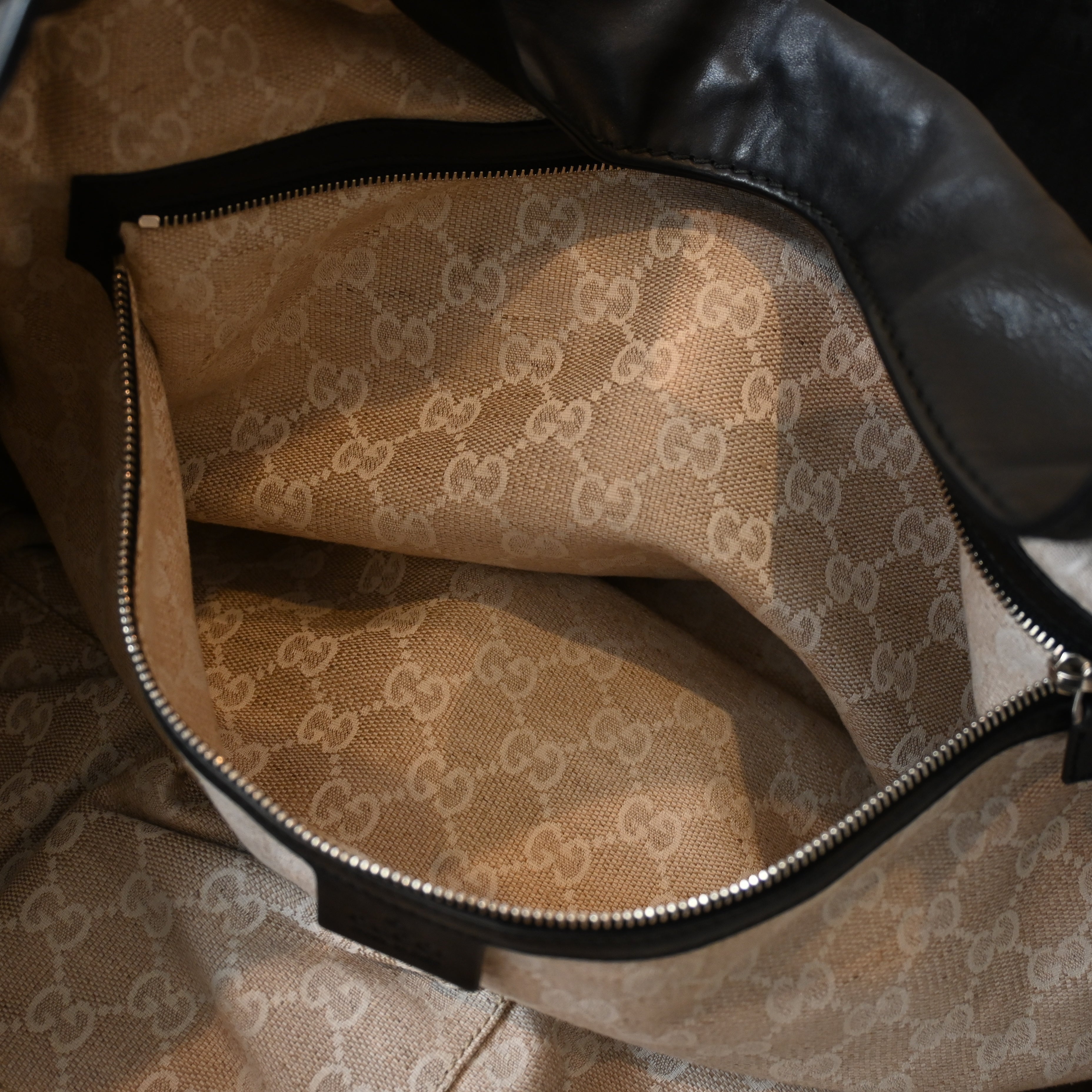 Gucci Soft Stirrup Calfskin Hobo Bag