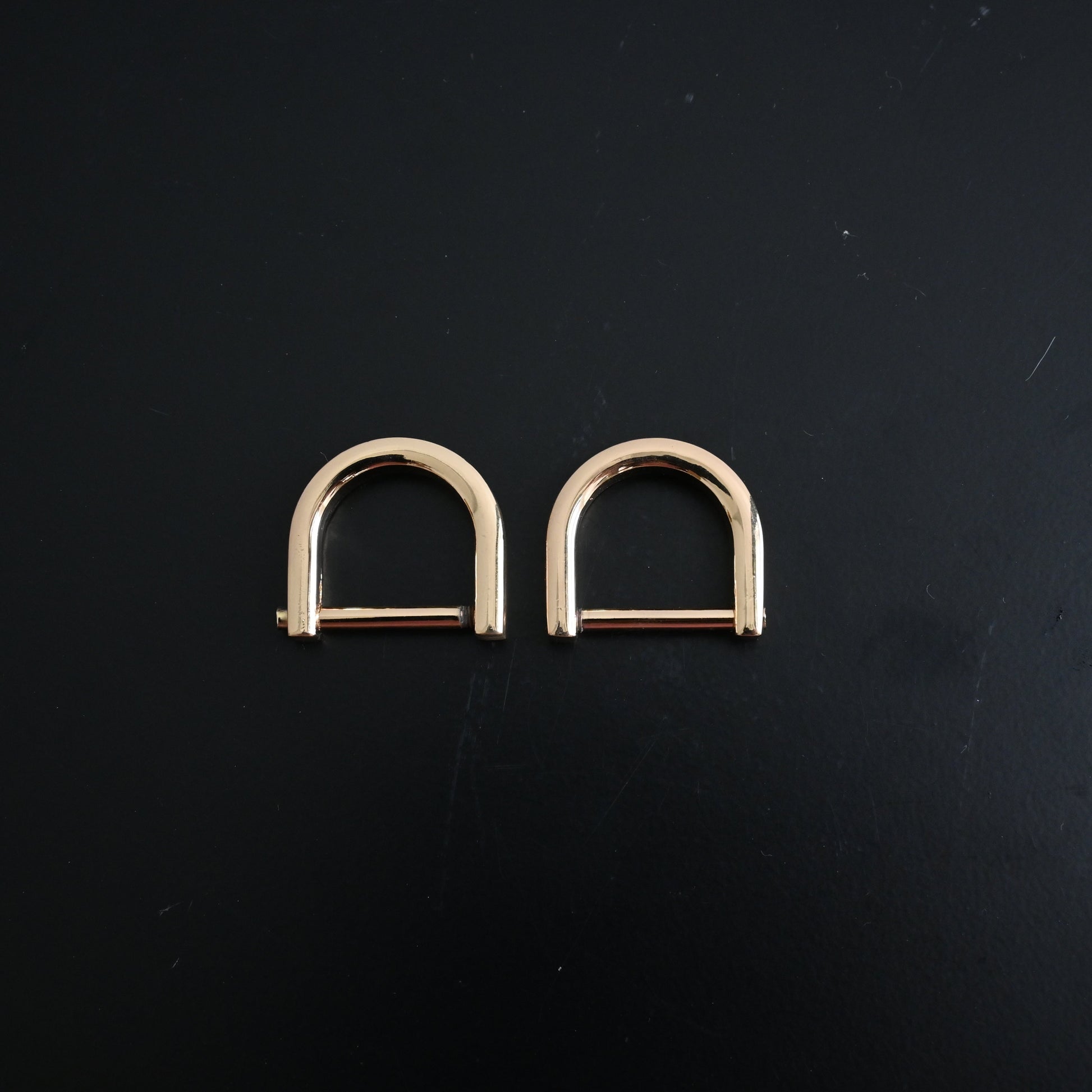 D Ring Buckle - Leluxe Vintage Sdn. Bhd.