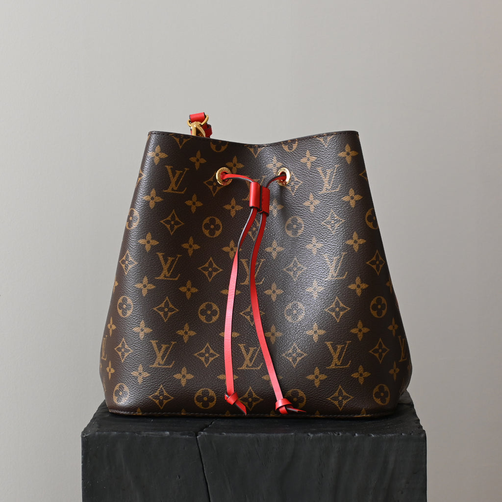 Louis Vuitton NeoNoe Bucket MM - Leluxe Vintage Sdn. Bhd.