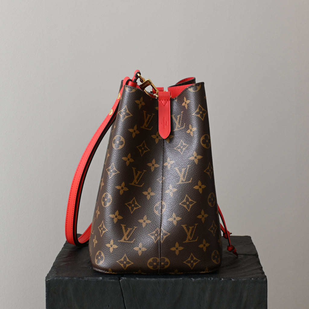 Louis Vuitton NeoNoe Bucket MM - Leluxe Vintage Sdn. Bhd.
