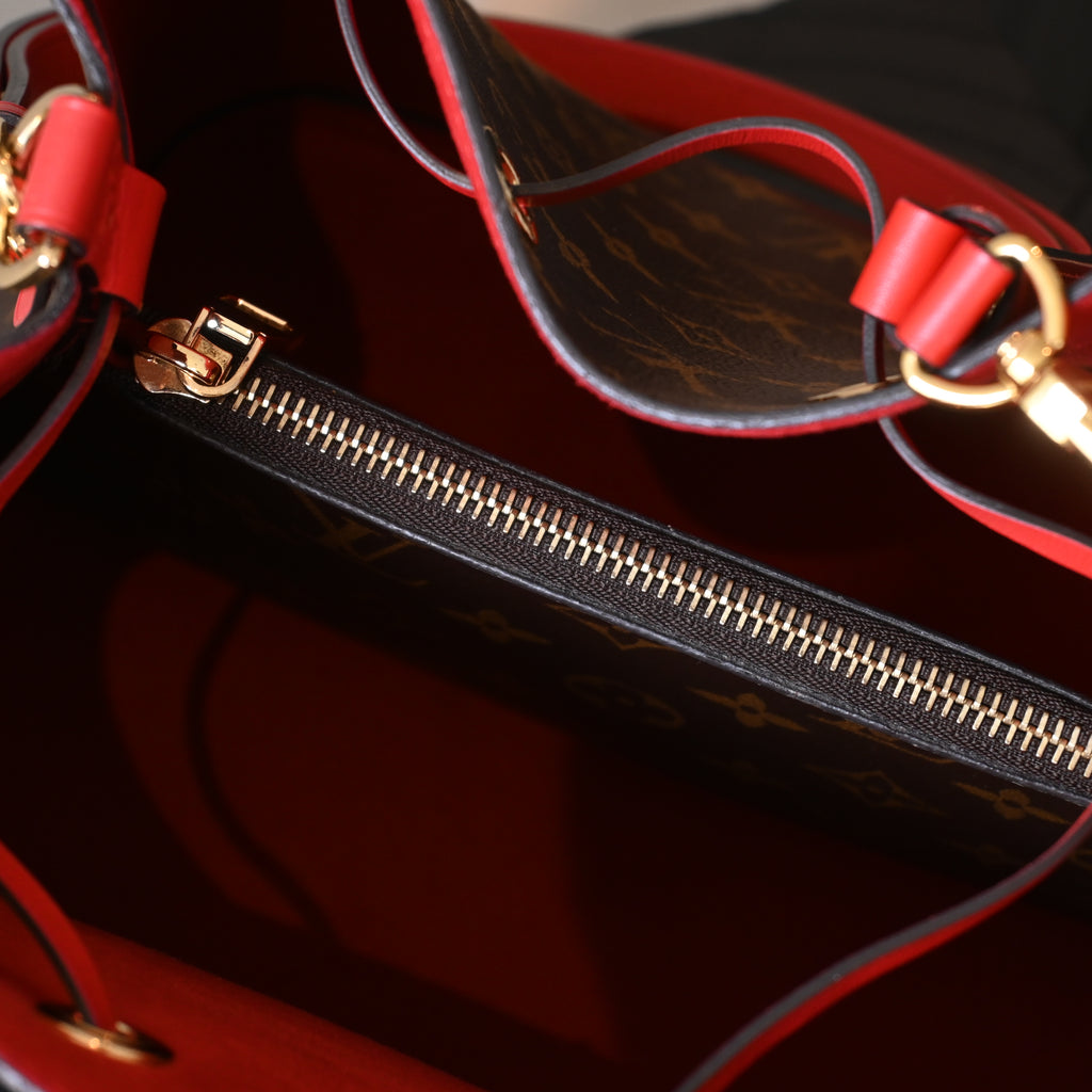 Louis Vuitton NeoNoe Bucket MM - Leluxe Vintage Sdn. Bhd.