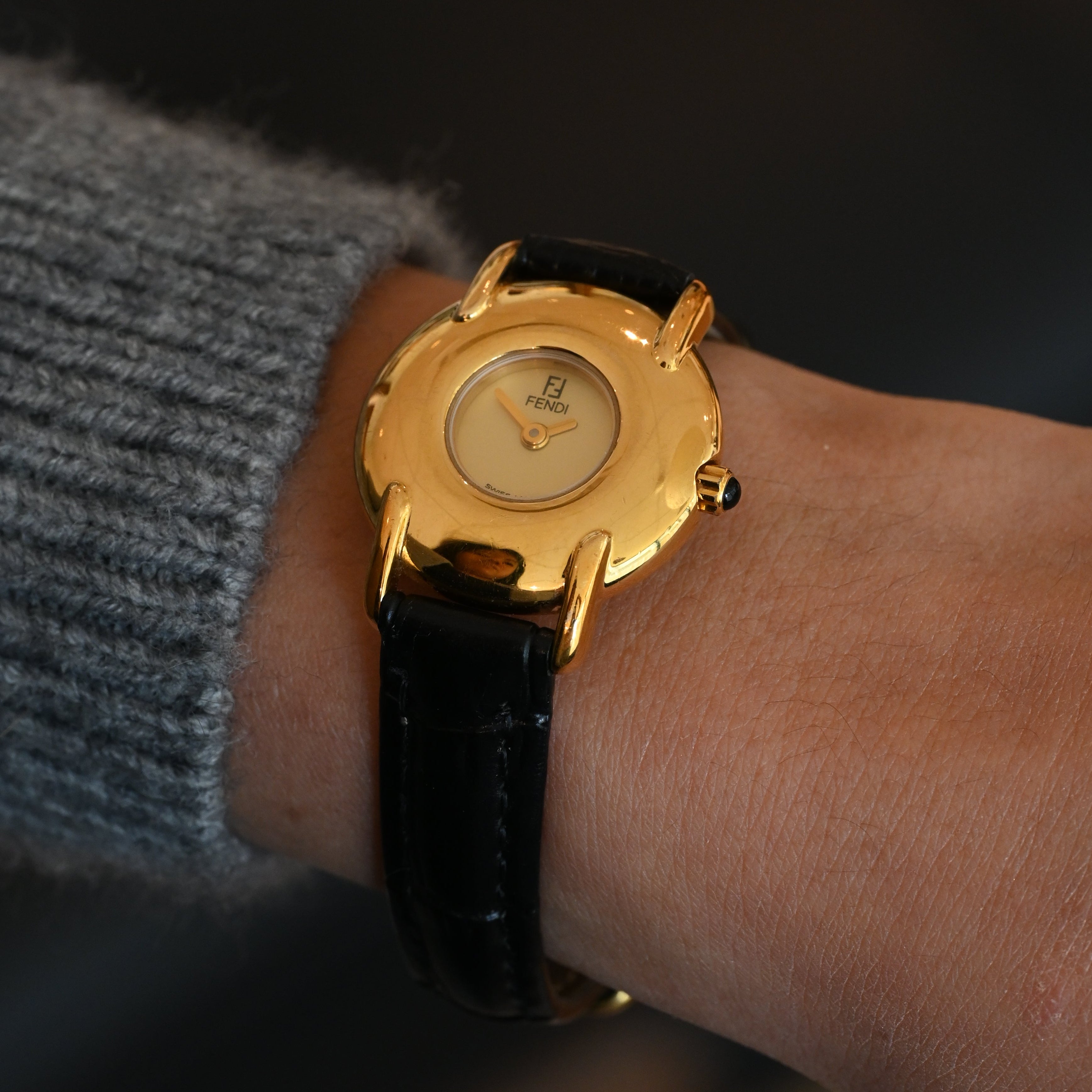 Fendi 400L Watch - Leluxe Vintage Sdn. Bhd.
