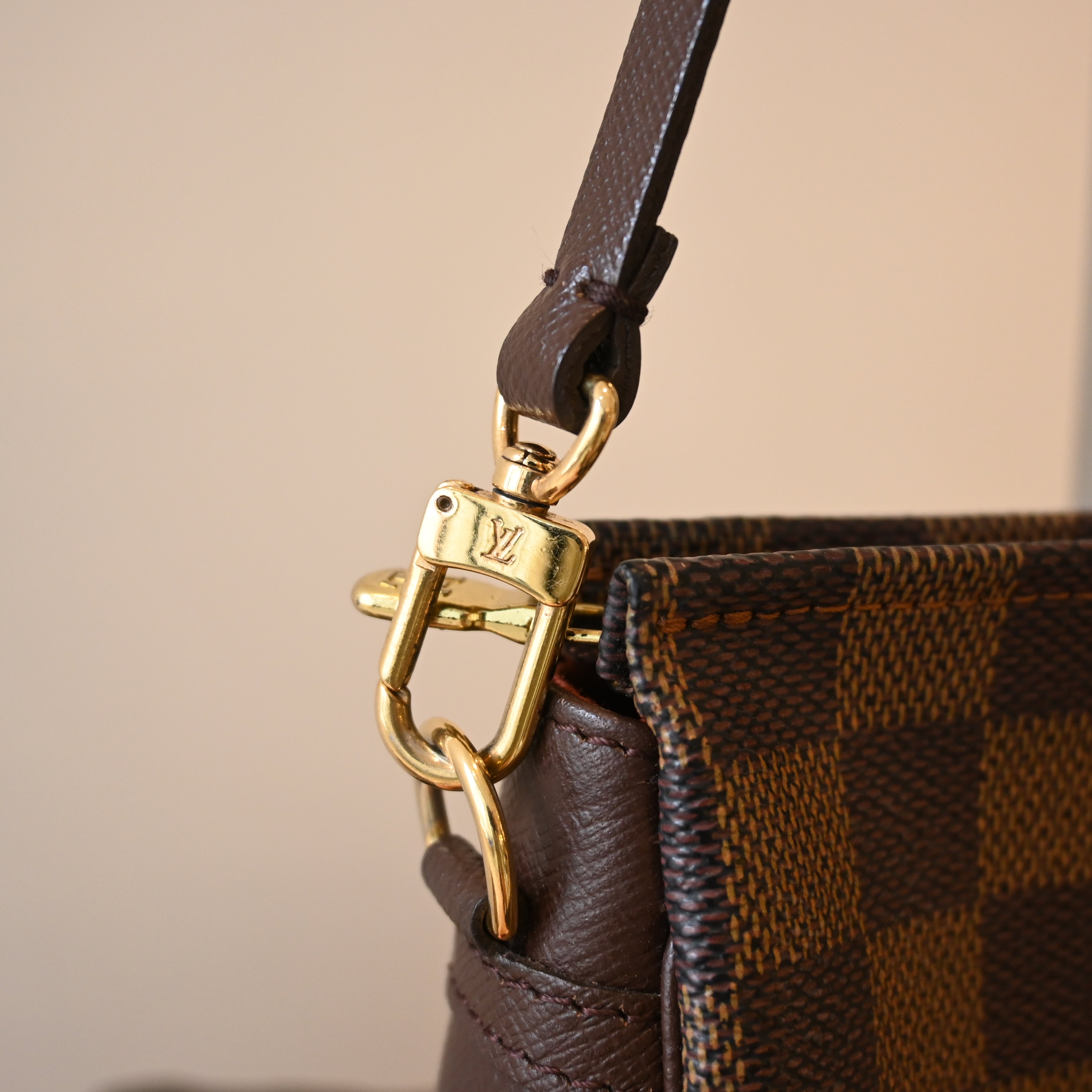 Louis Vuitton Damier Ebene Trousse Pochette Bag