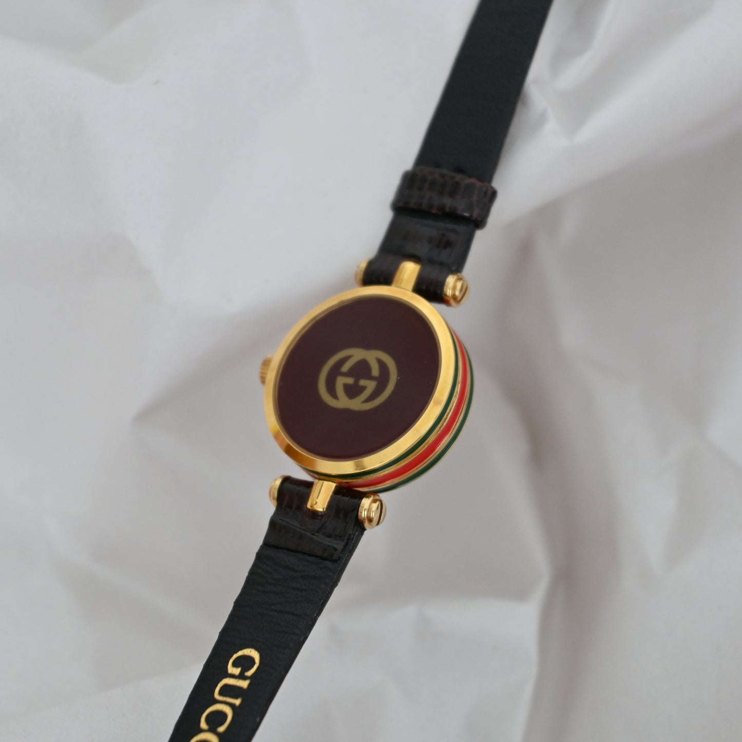 Gucci Vintage Round 2000L Watch