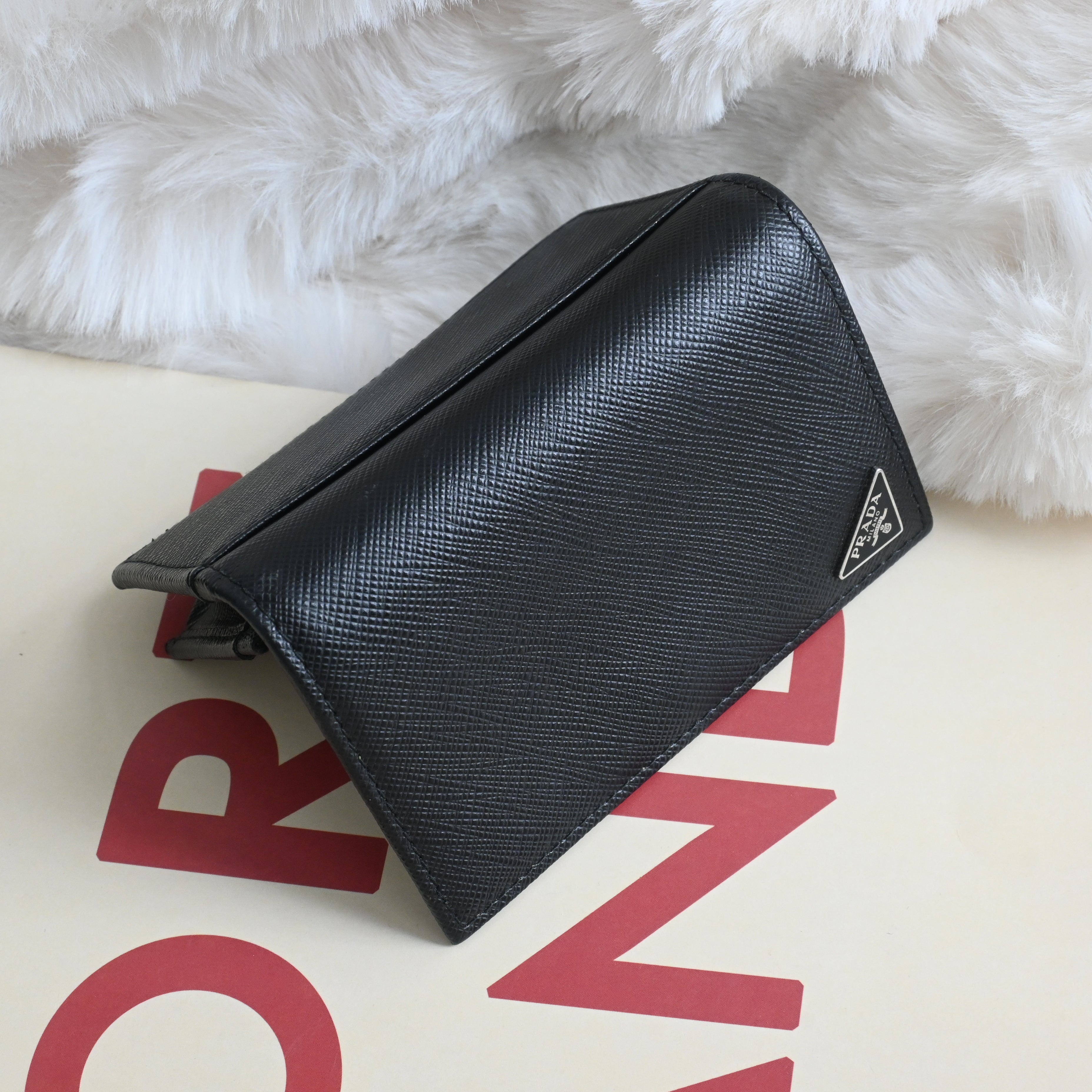 Prada Saffiano Leather Card Case Black - Leluxe Vintage Sdn. Bhd.