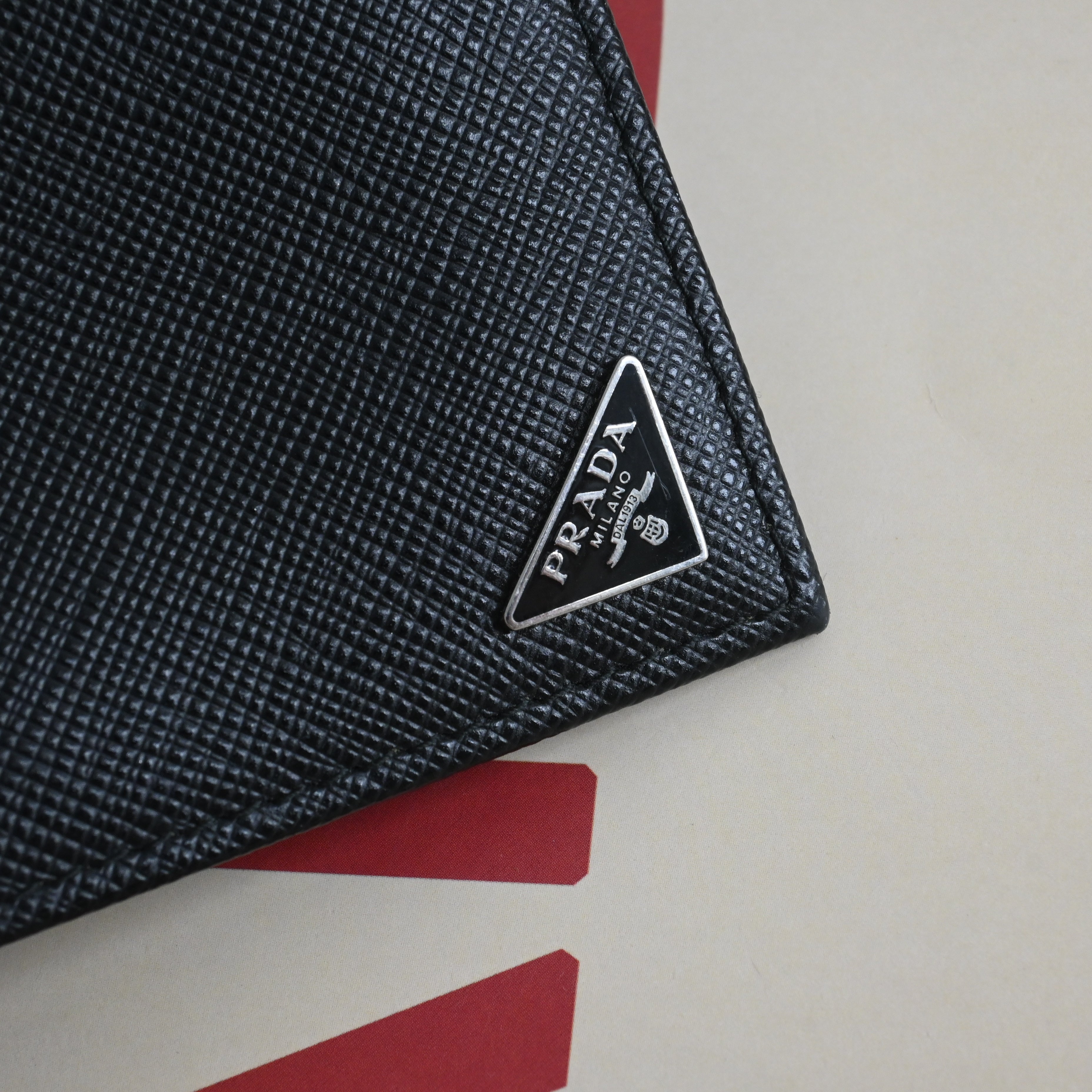 Prada Saffiano Leather Card Case Black - Leluxe Vintage Sdn. Bhd.