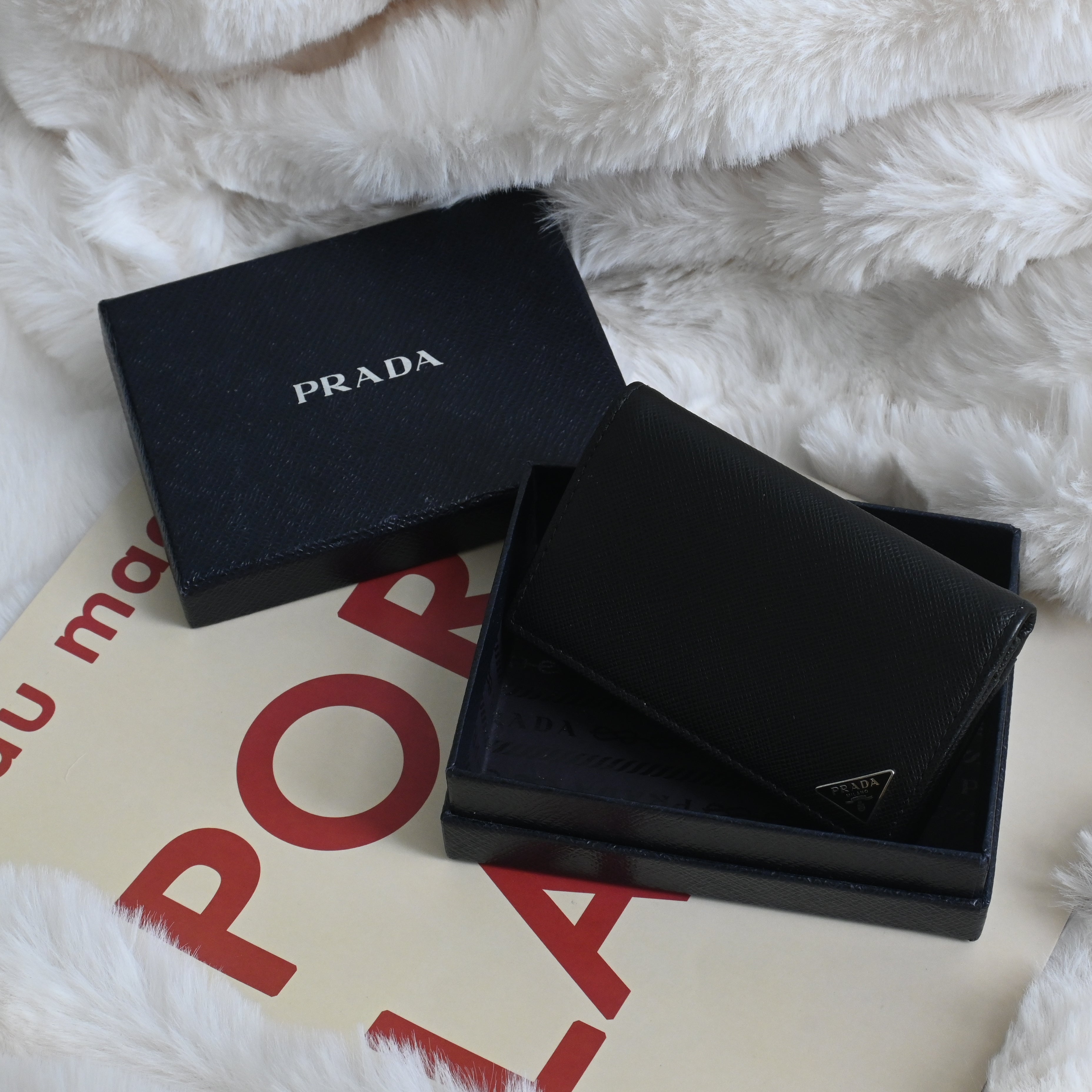Prada Saffiano Leather Card Case Black - Leluxe Vintage Sdn. Bhd.