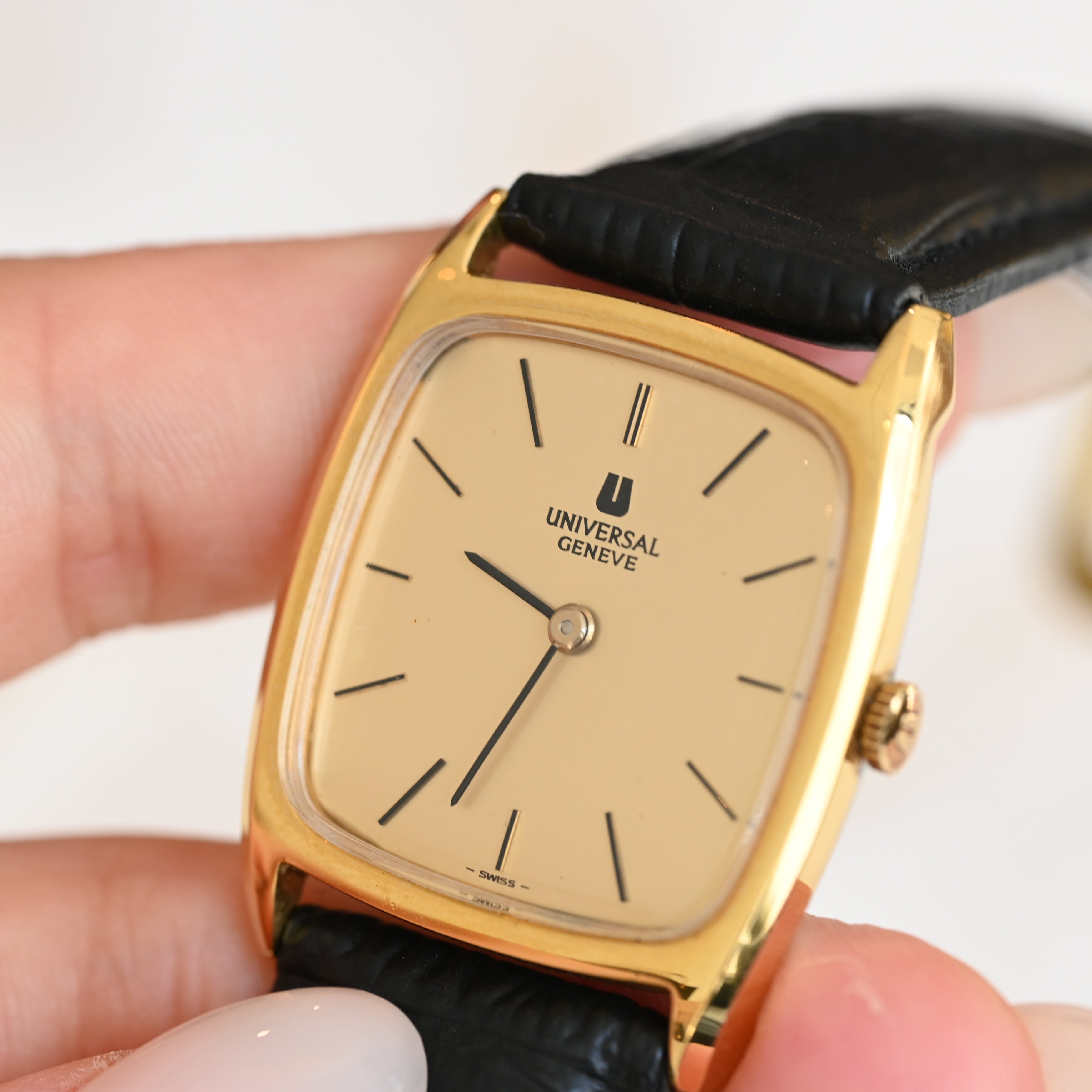 Universal Geneve  Watch ref. 542114 - Leluxe Vintage Sdn. Bhd.