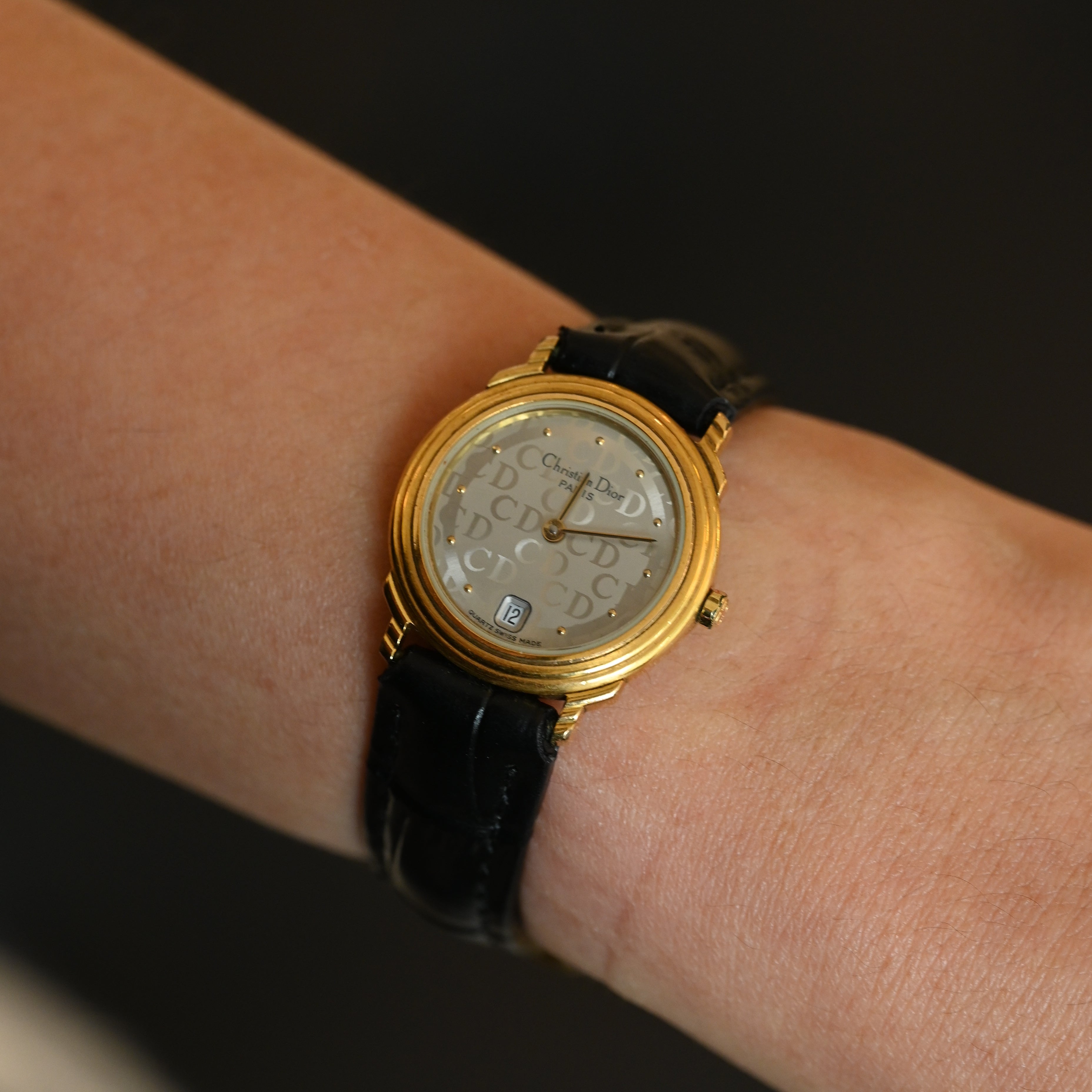Christian Dior 48.122.2 CD Logo Watch