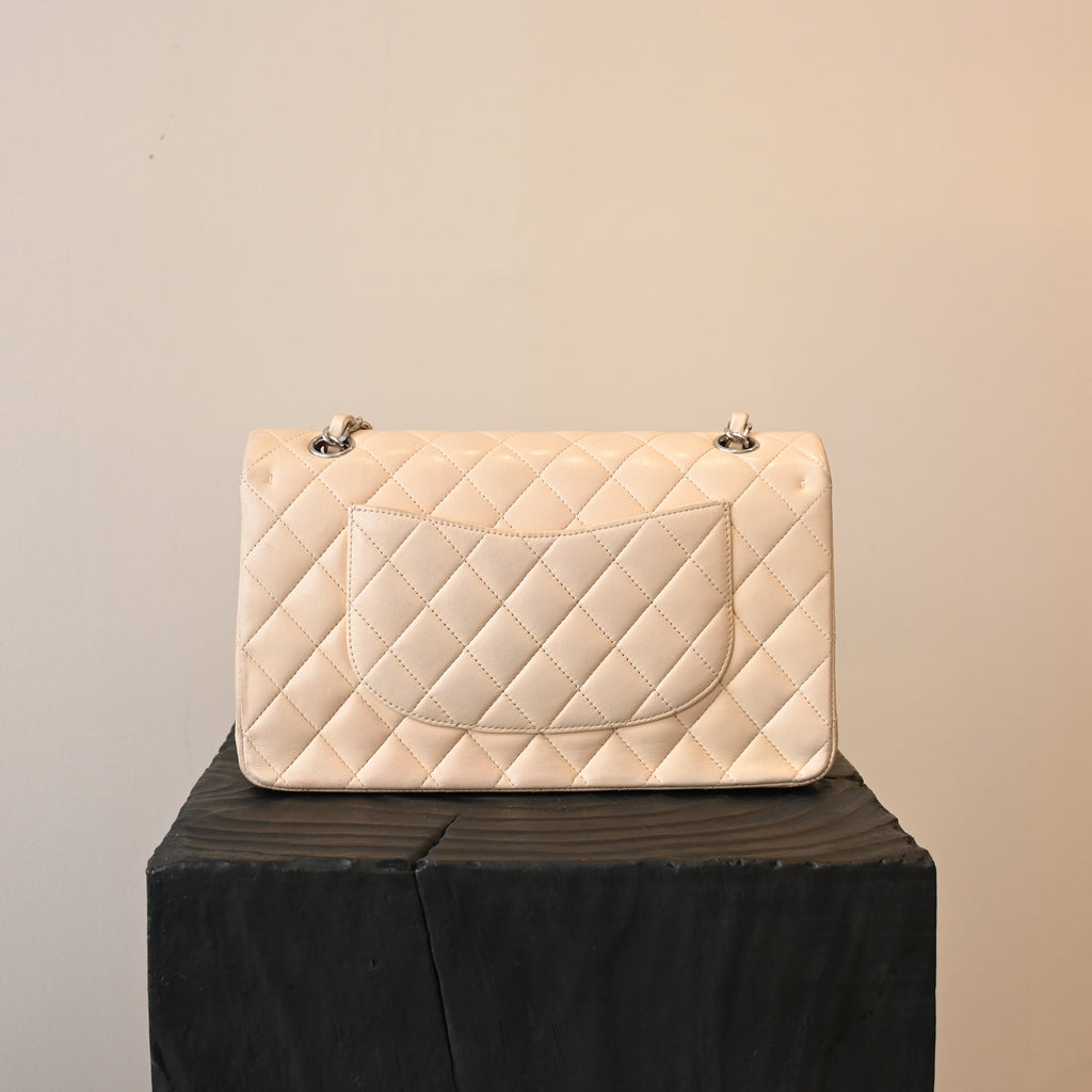 Chanel CF 25 Medium Classic Double Flap Beige Lambskin SHW