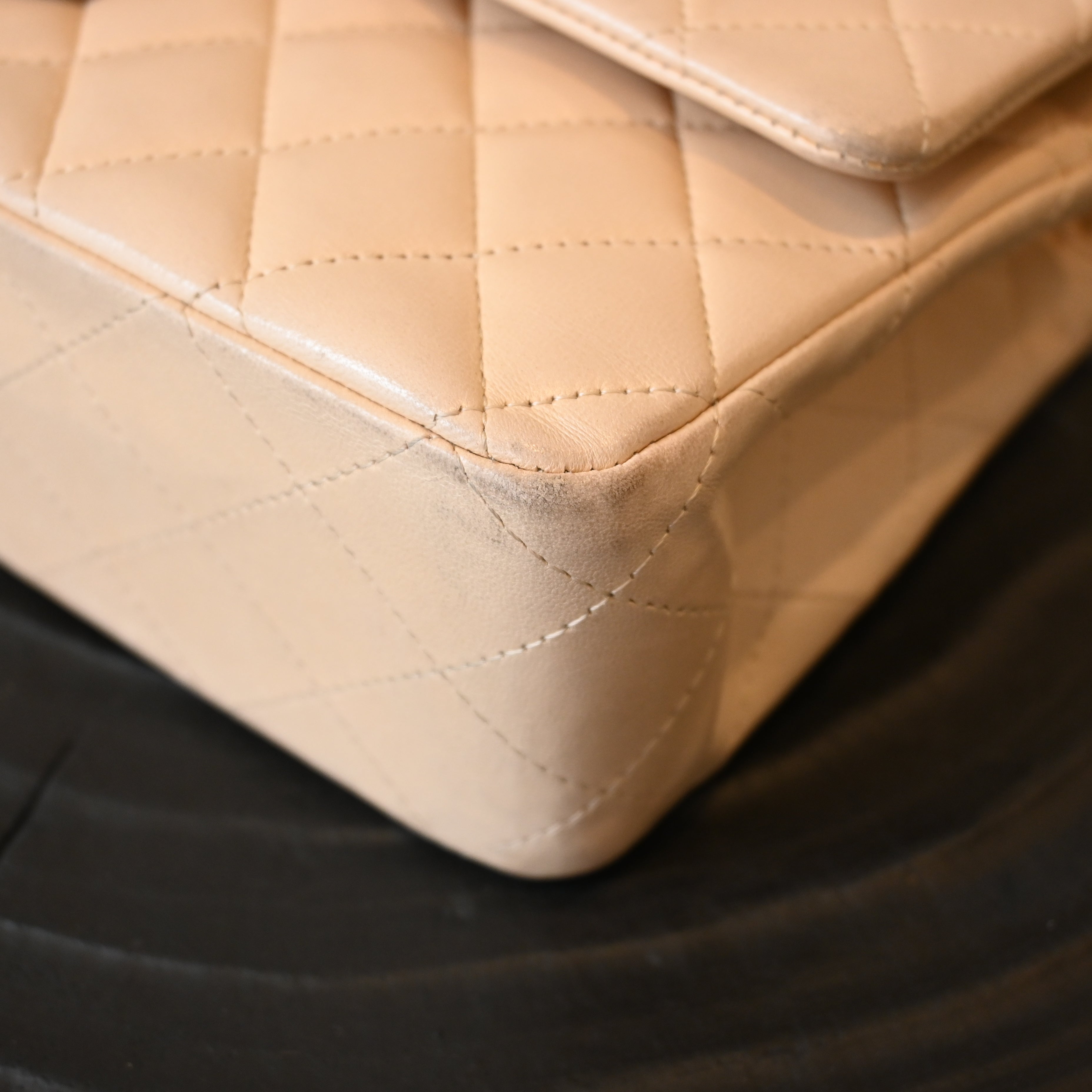 Chanel CF 25 Medium Classic Double Flap Beige Lambskin SHW
