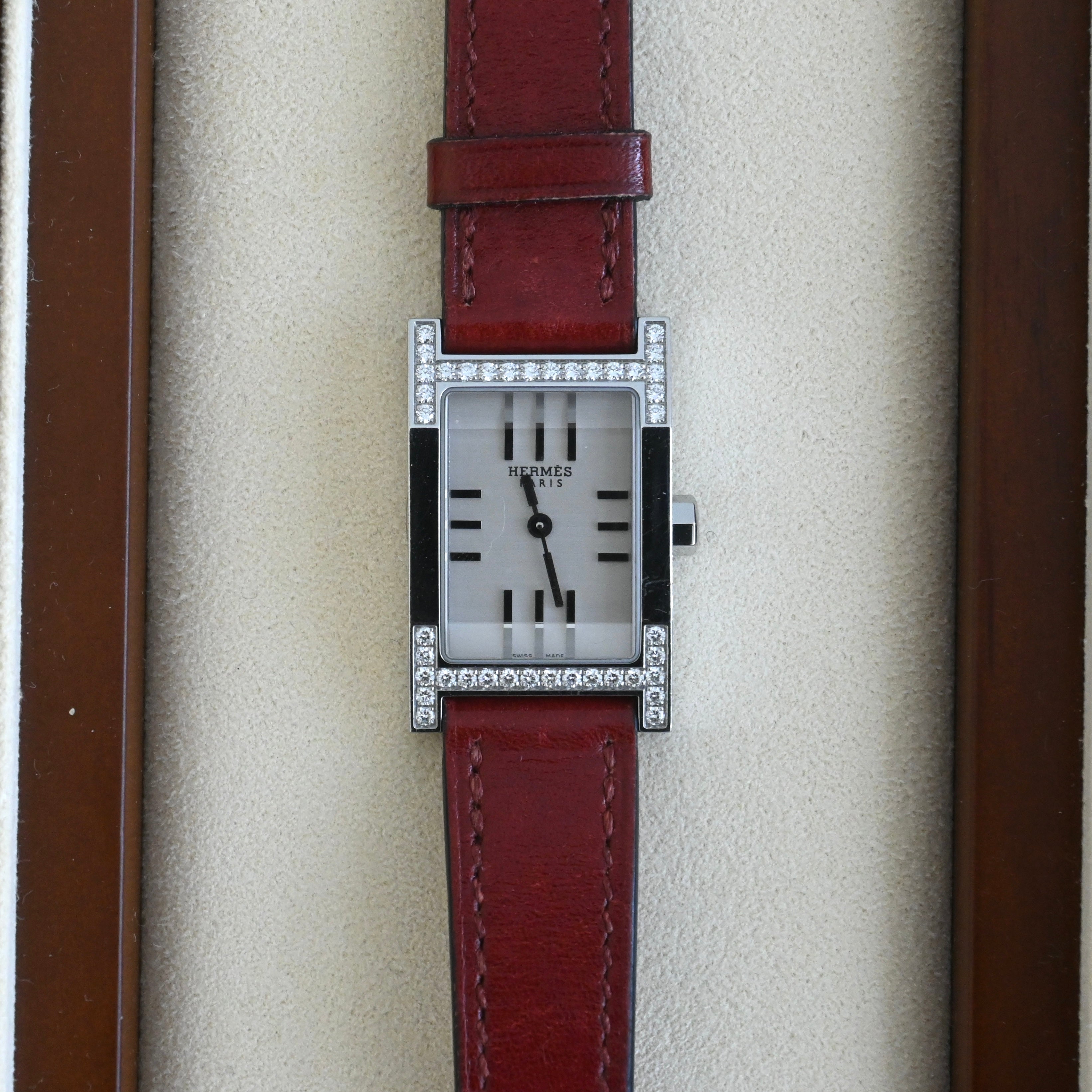 Hermès Tandem Diamond Watch ref. TA1.230 - Leluxe Vintage Sdn. Bhd.