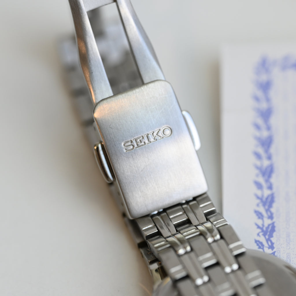 Seiko Solar V181-0AG0 - Leluxe Vintage Sdn. Bhd.