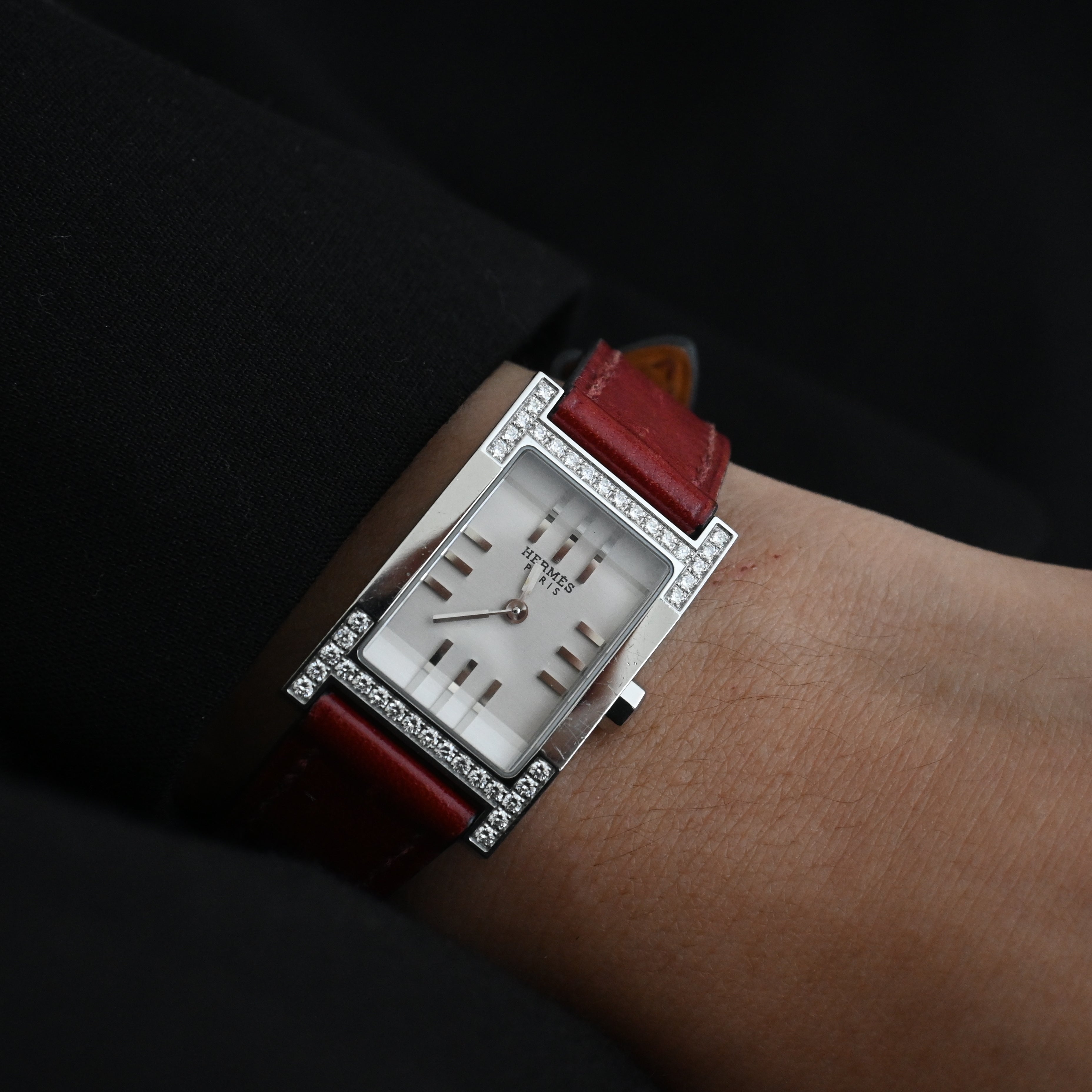 Hermès Tandem Diamond Watch ref. TA1.230 - Leluxe Vintage Sdn. Bhd.