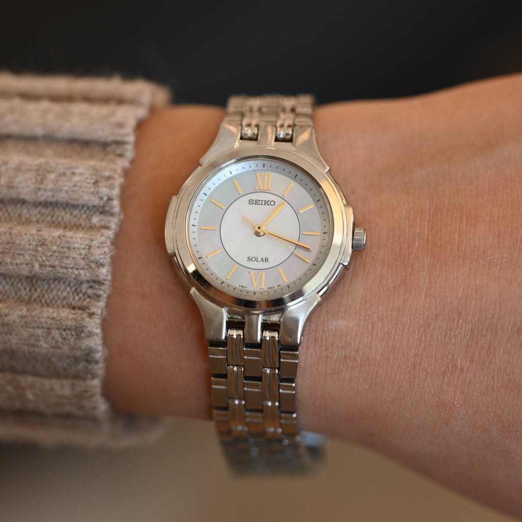 Seiko Solar V181-0AG0 - Leluxe Vintage Sdn. Bhd.