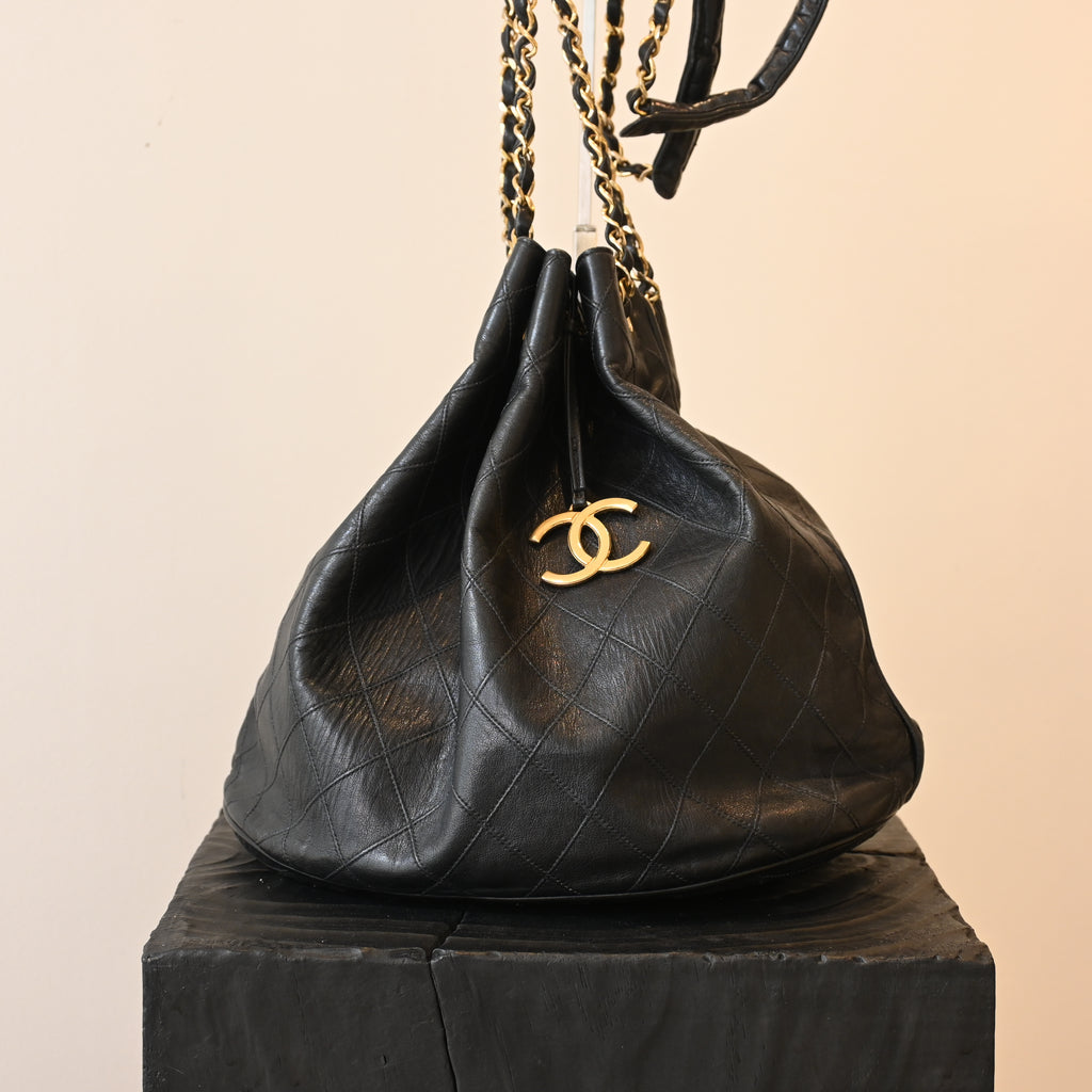 Chanel Bucket Bag Lambskin Vintage - Leluxe Vintage Sdn. Bhd.